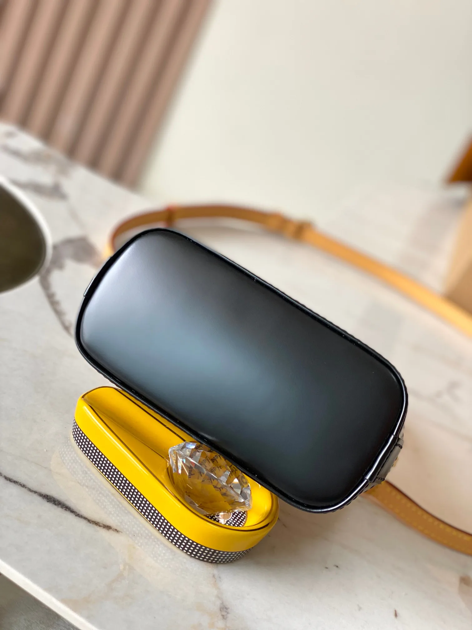 Классические Сумки Женские Louis Vuitton 17802528