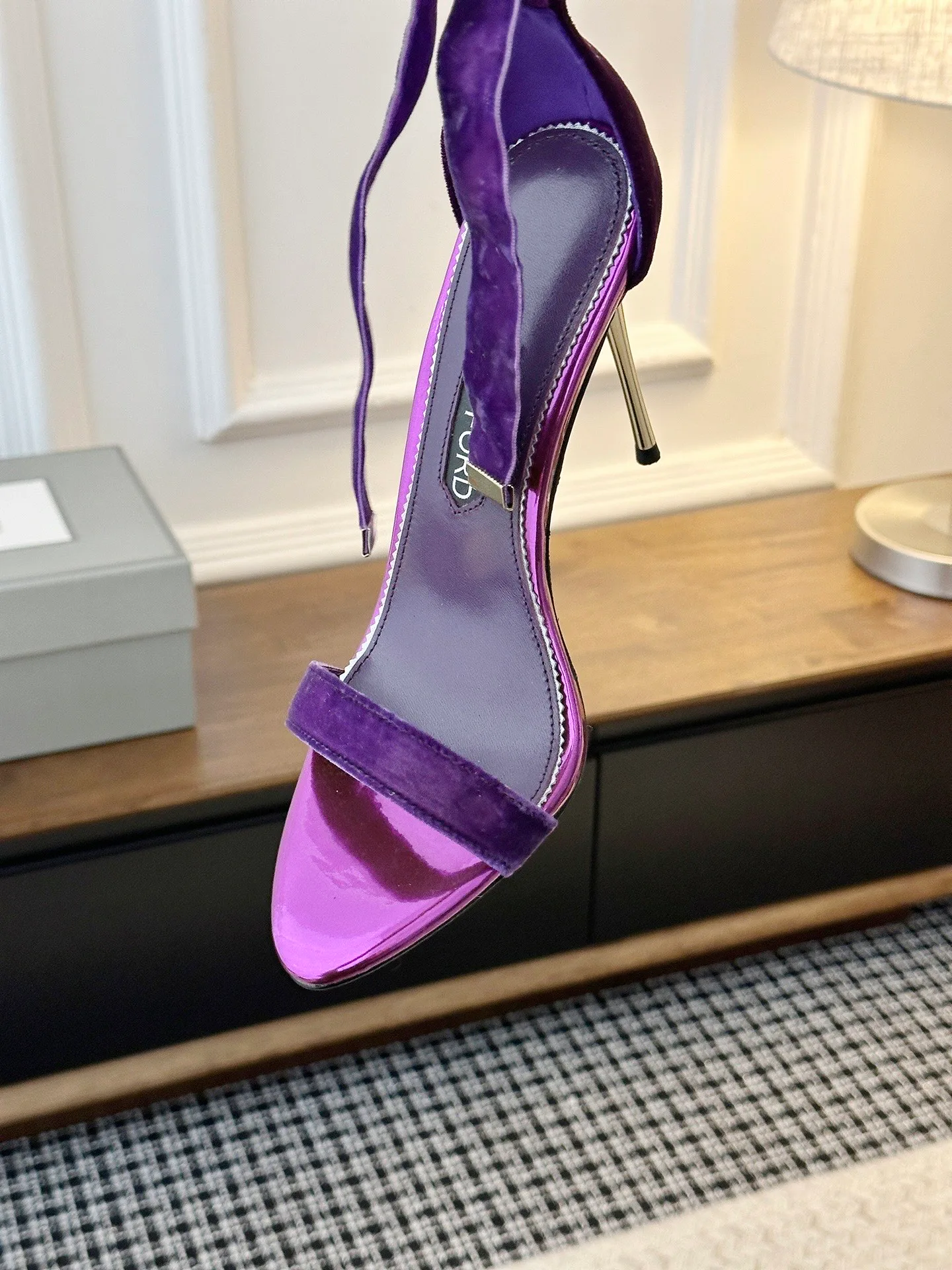 Босоножки Женские Tom Ford 11194385
