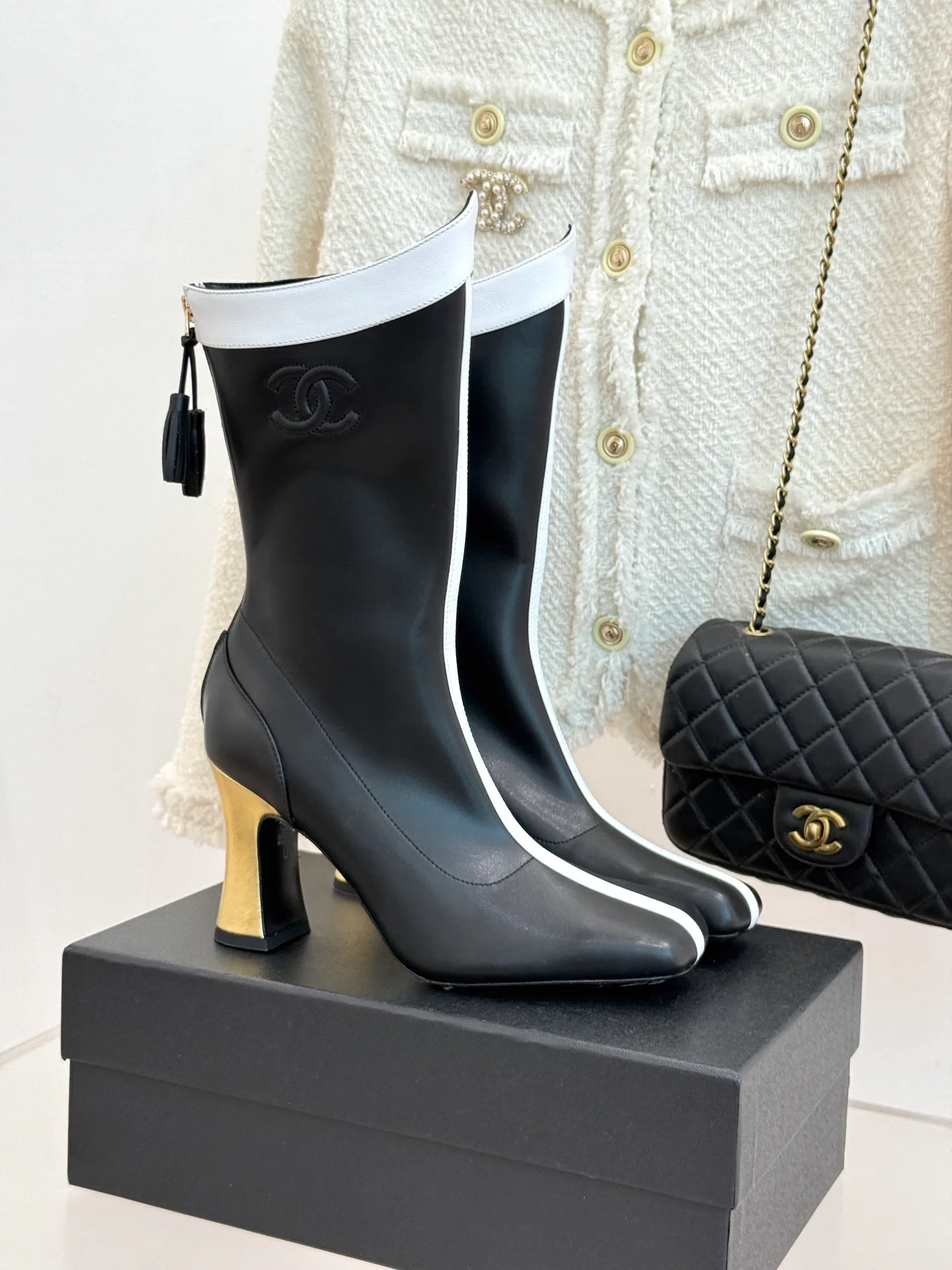 Сапоги Женские Chanel 17425394