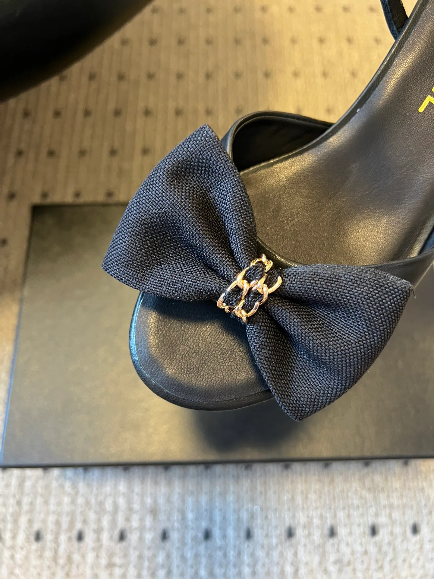 Босоножки Женские Chanel 838500