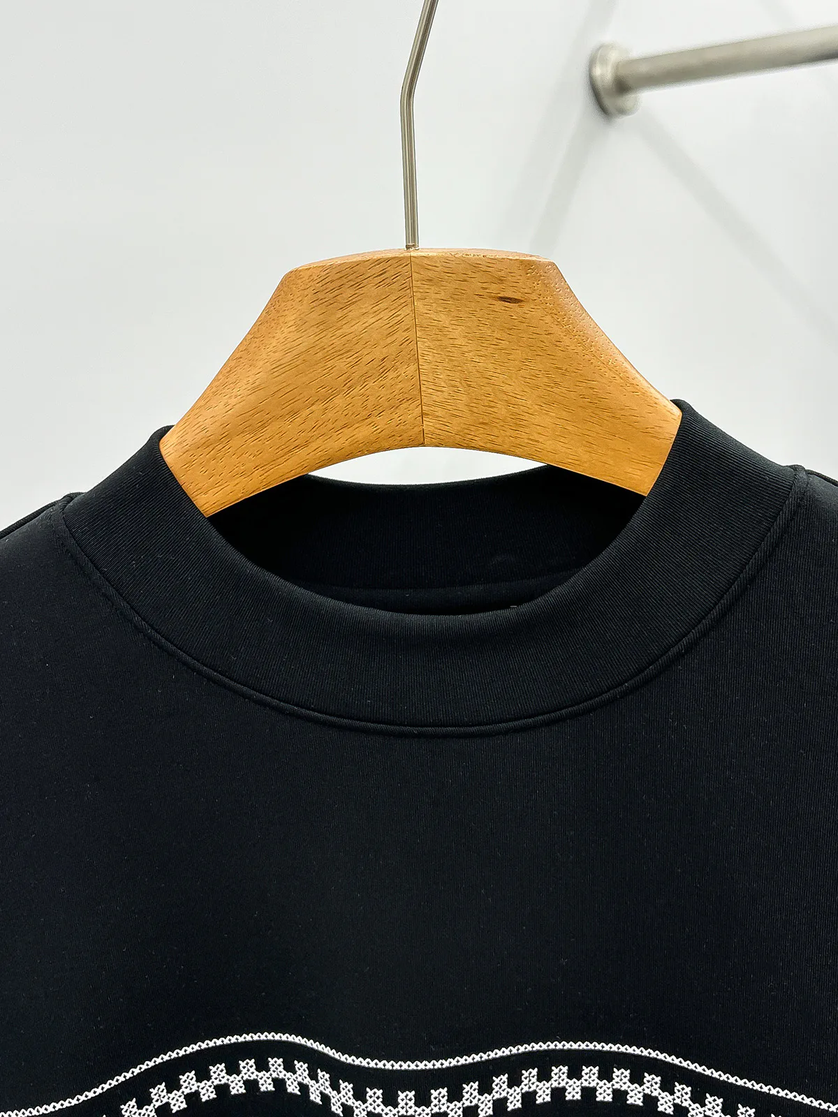 Лонгсливы Мужские Louis Vuitton 235300