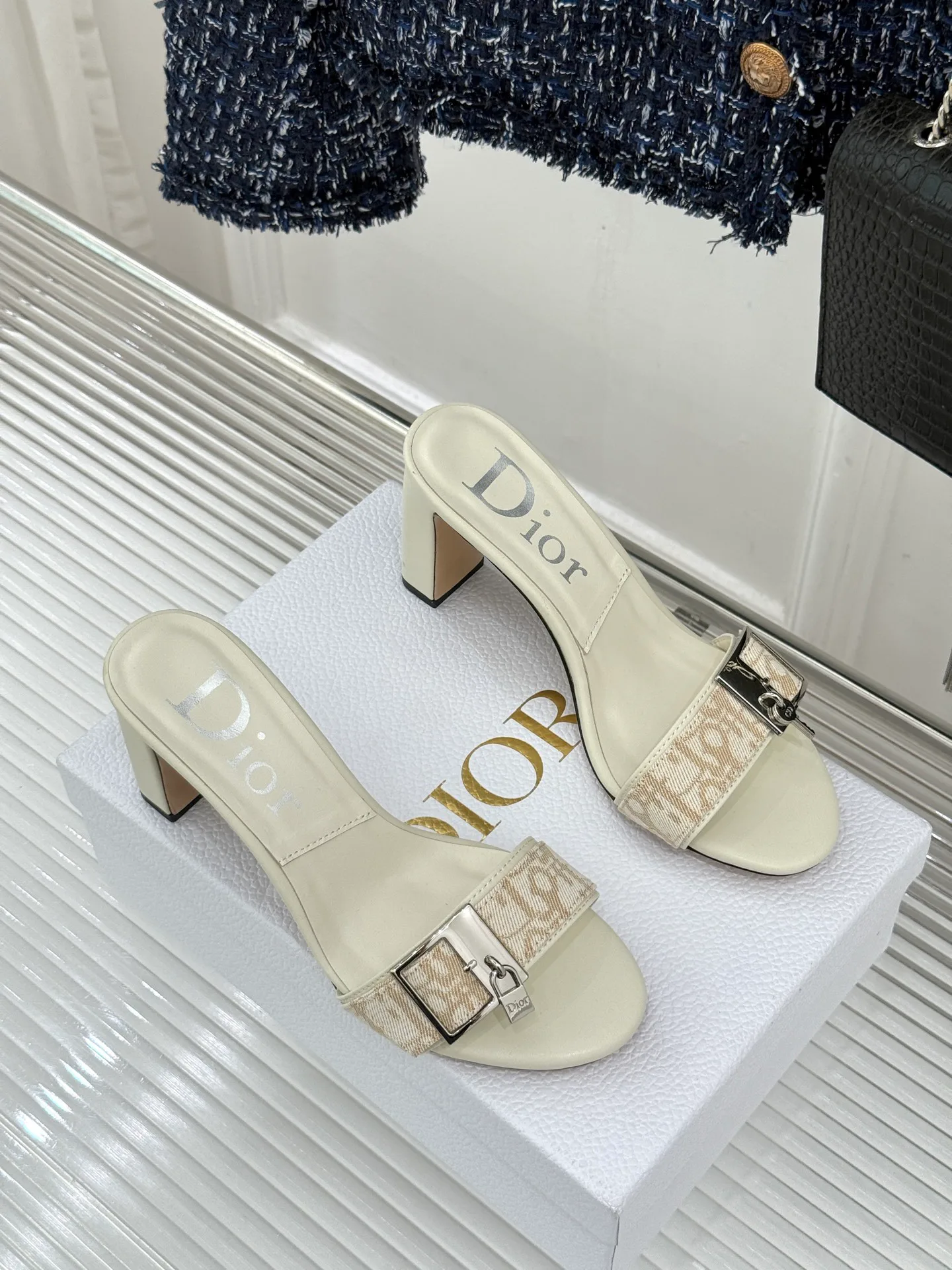 Босоножки Женские Christian Dior 18142877