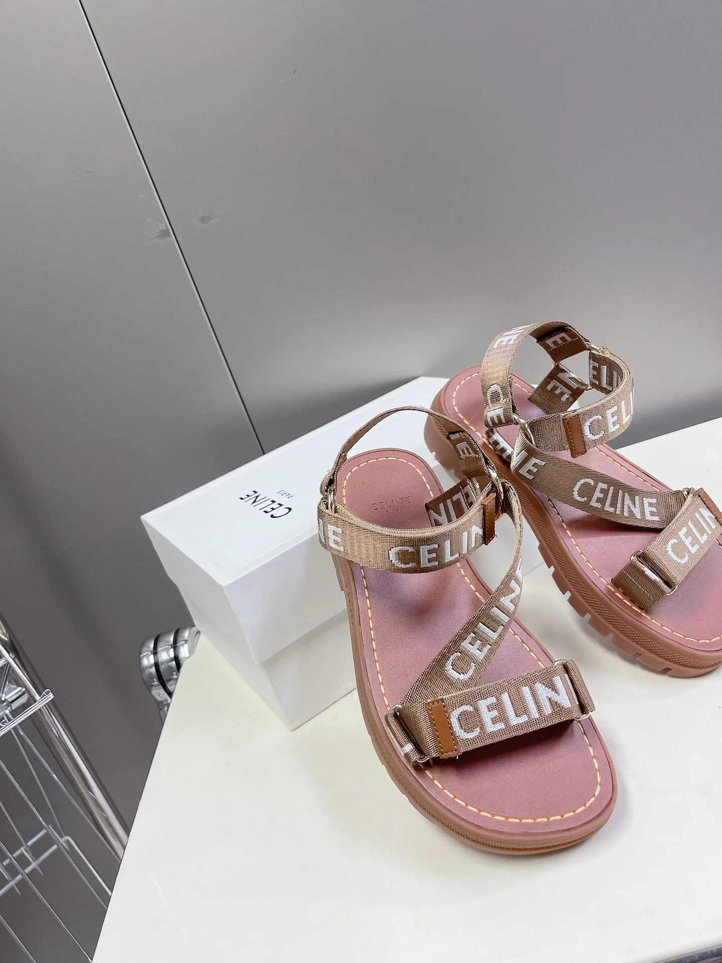 Сандалии Женские Celine 13581766