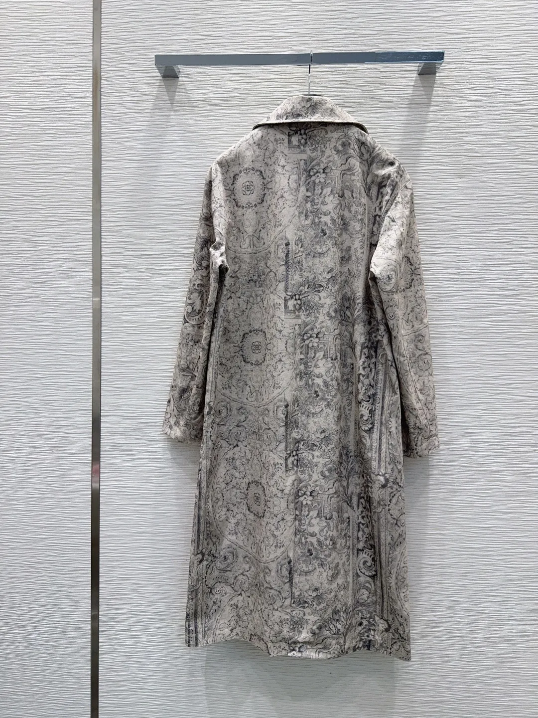 Пальто Женские Christian Dior 699705