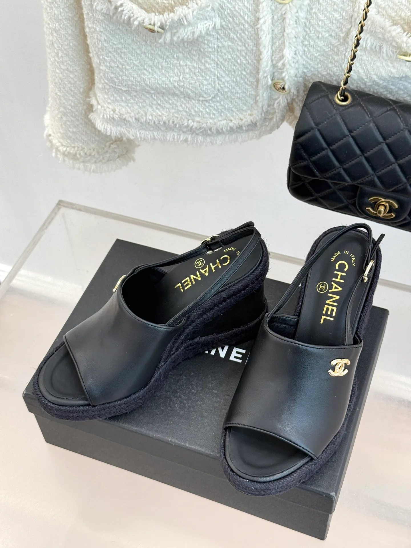 Босоножки Женские Chanel 11899512