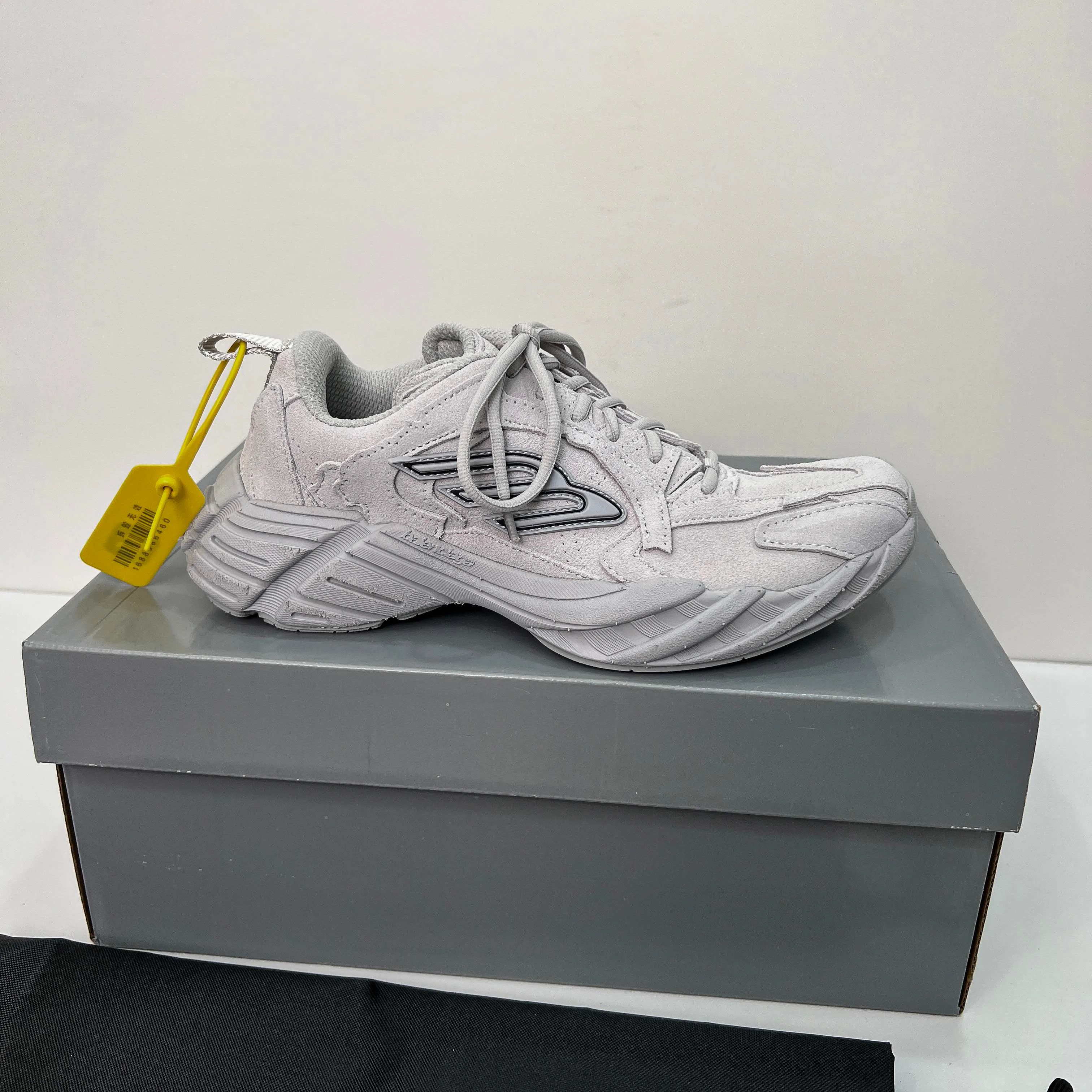 Кроссовки Женские Balenciaga 6062632