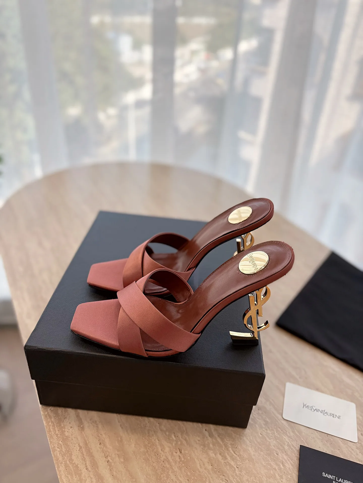 Босоножки Женские Saint Laurent 12815351
