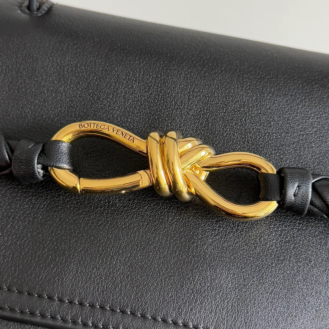 Классические Сумки Женские Bottega Veneta 16878916