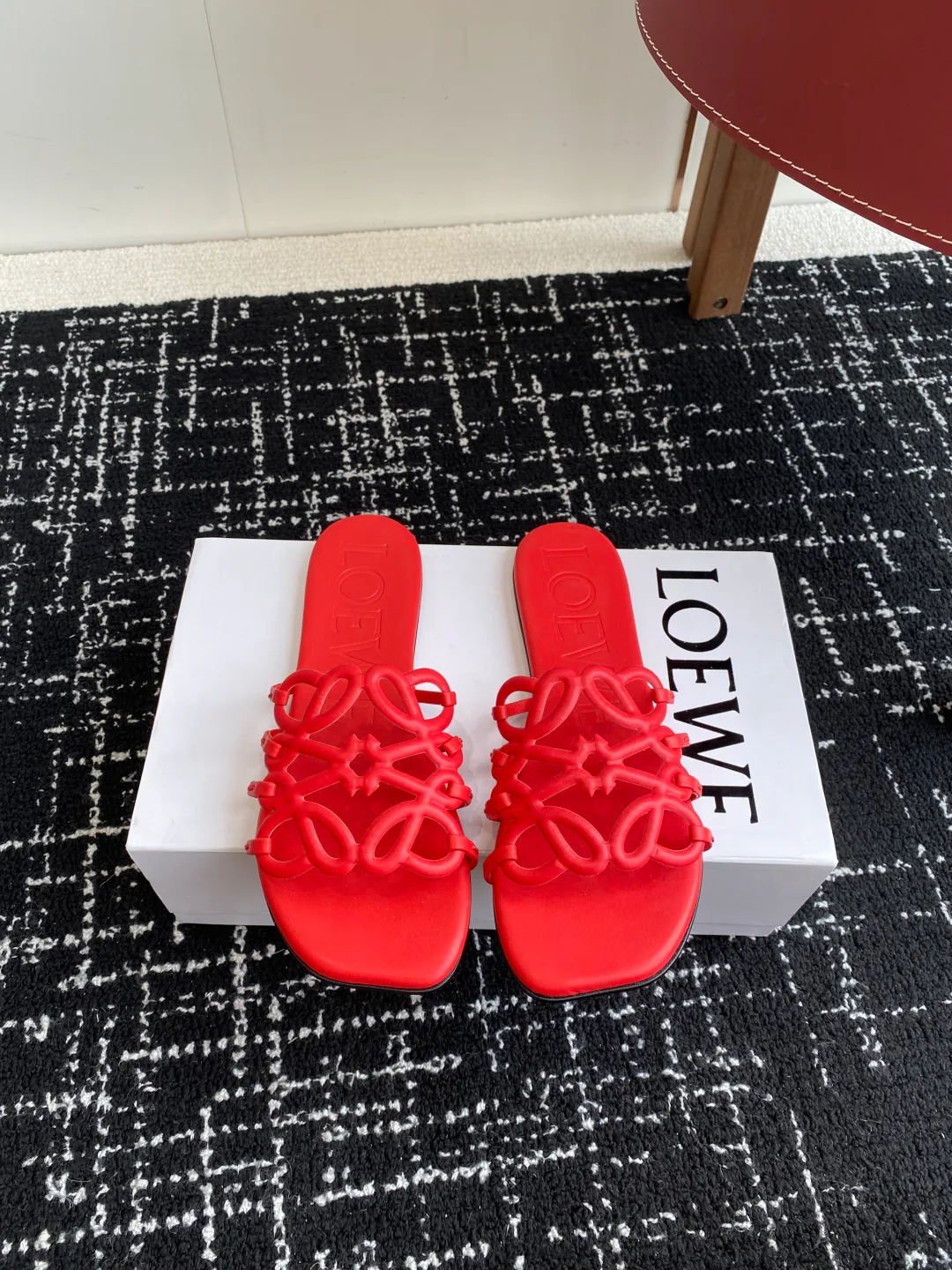 Шлепанцы Женские Loewe 33773