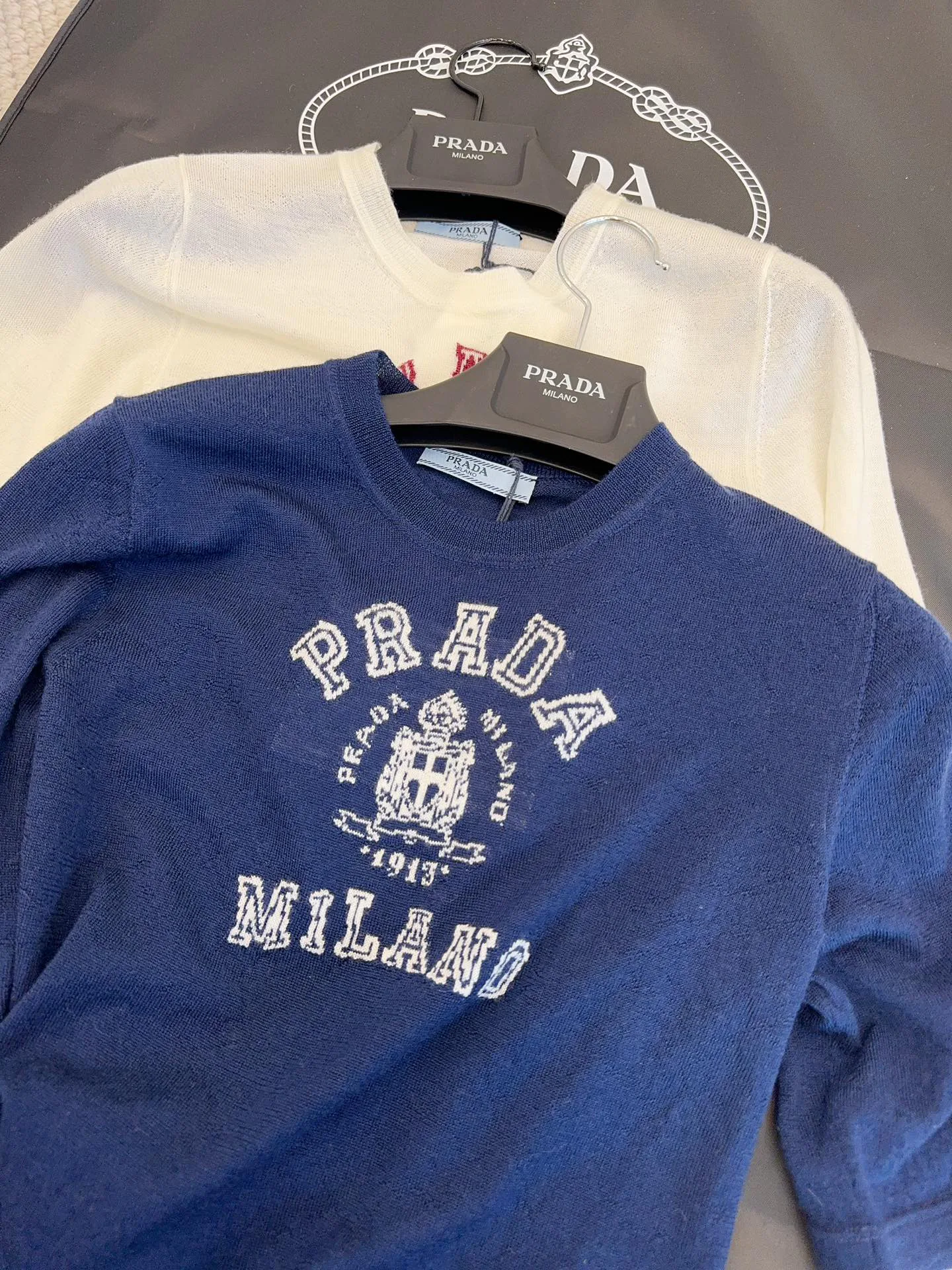 Футболки Женские Prada 2156