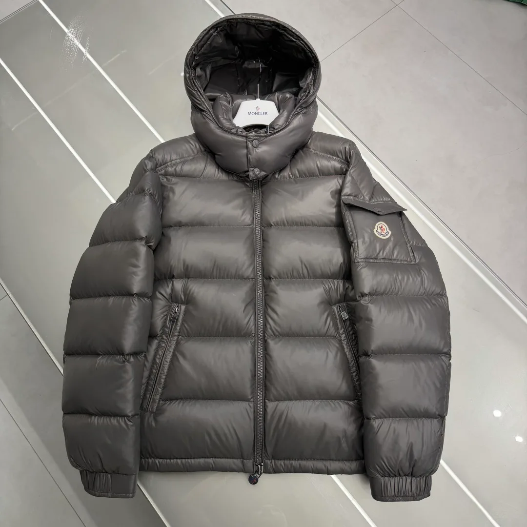Куртки И Пуховики Мужские Moncler 17917624