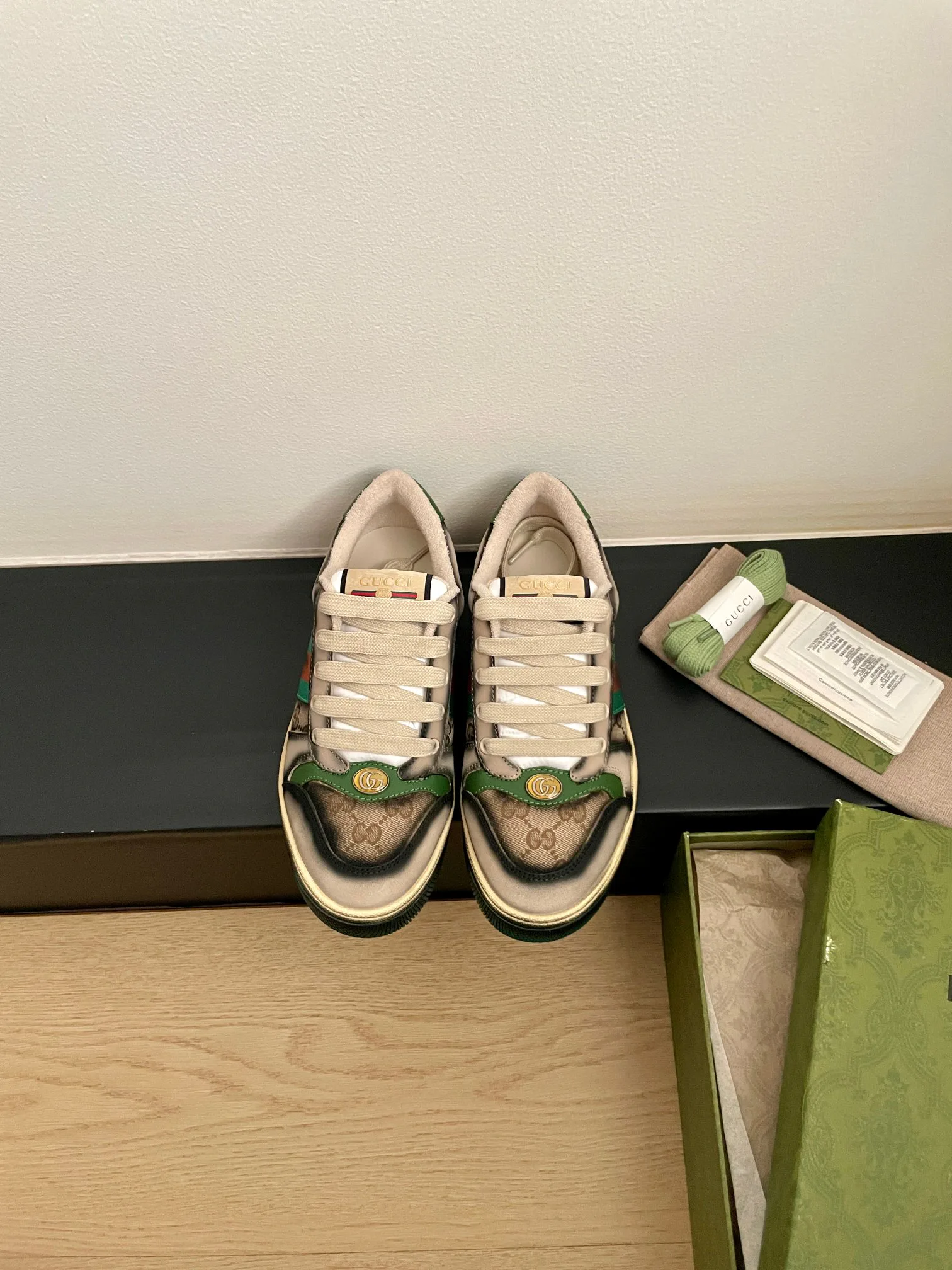 Кроссовки Женские Gucci 11677145