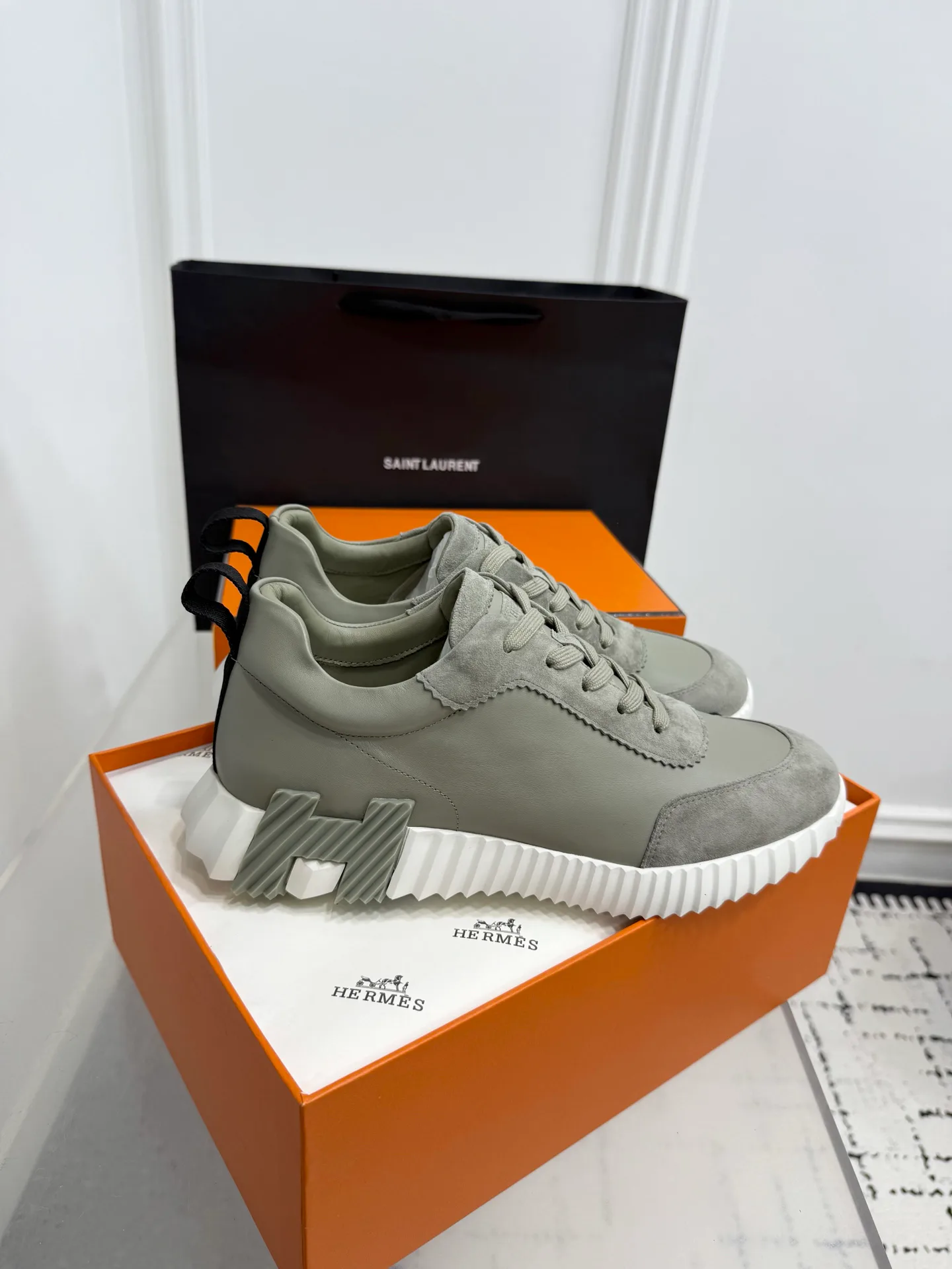 Кроссовки Женские Hermes 406057