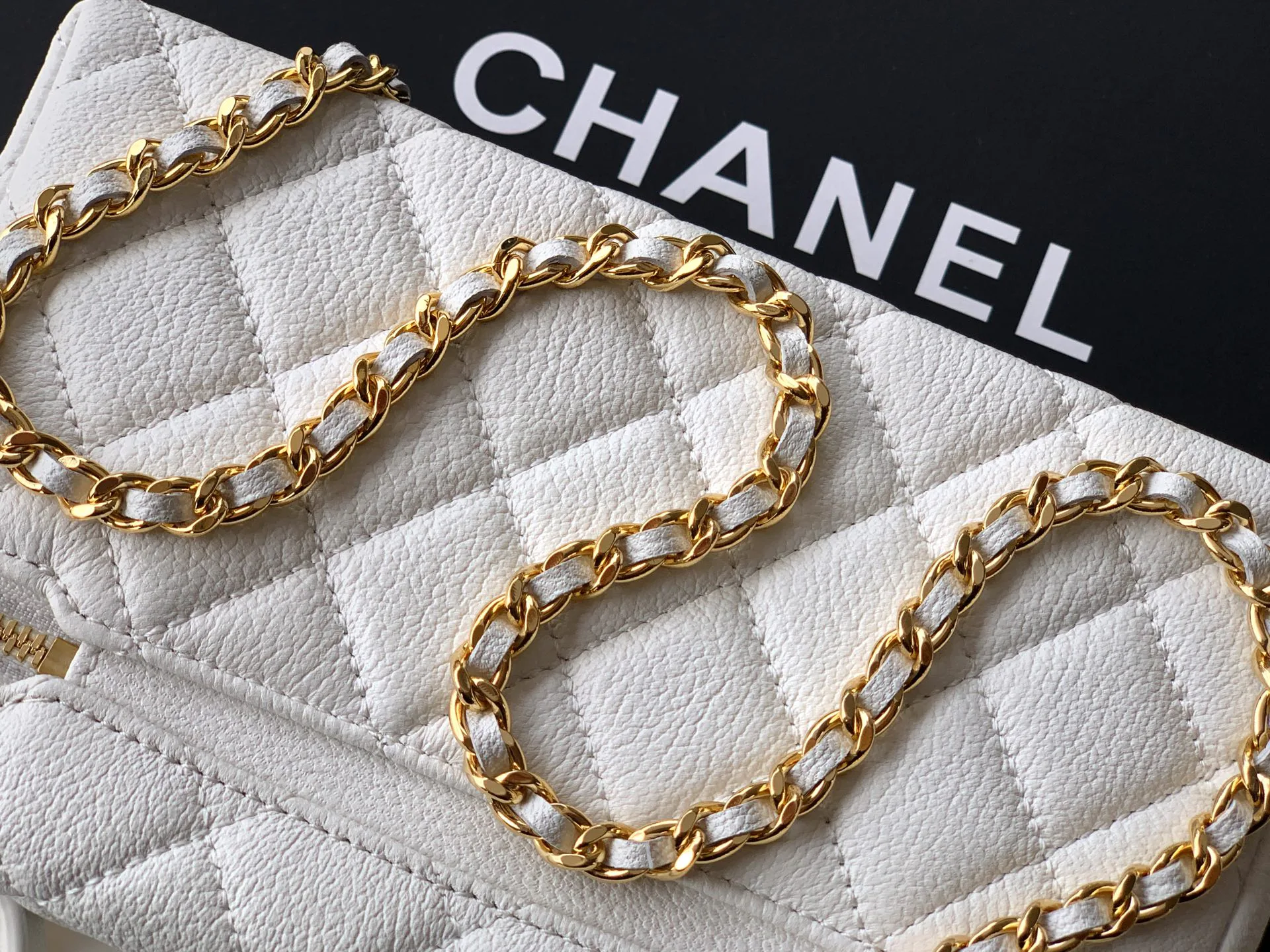 Классические Сумки Женские Chanel 13558196