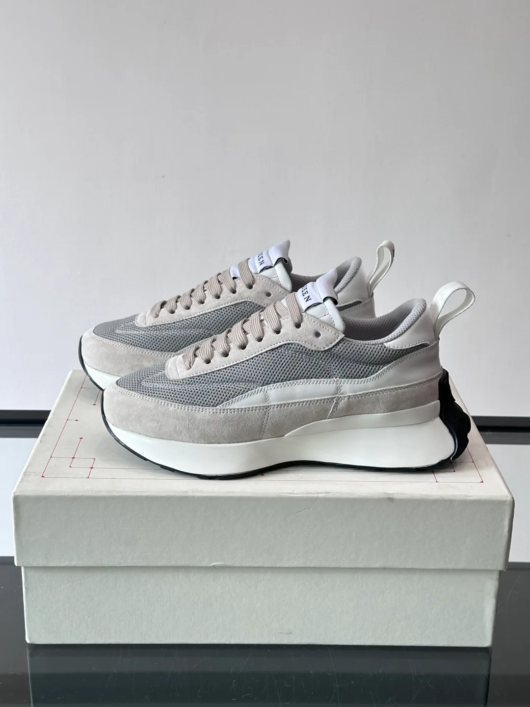 Кроссовки Женские Alexander Mcqueen 11228465