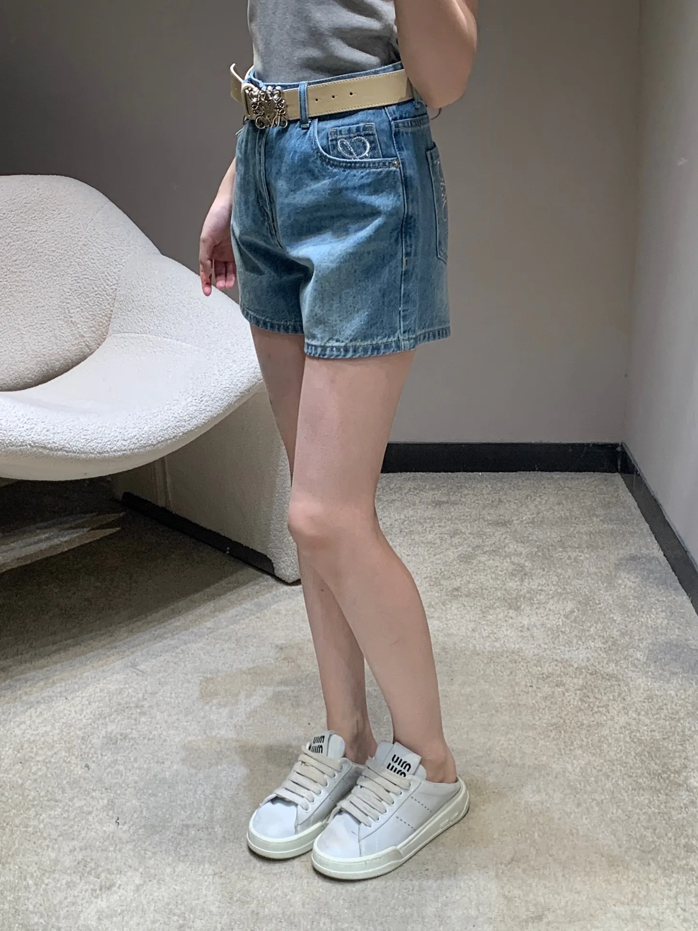 Шорты Женские Loewe 5066728