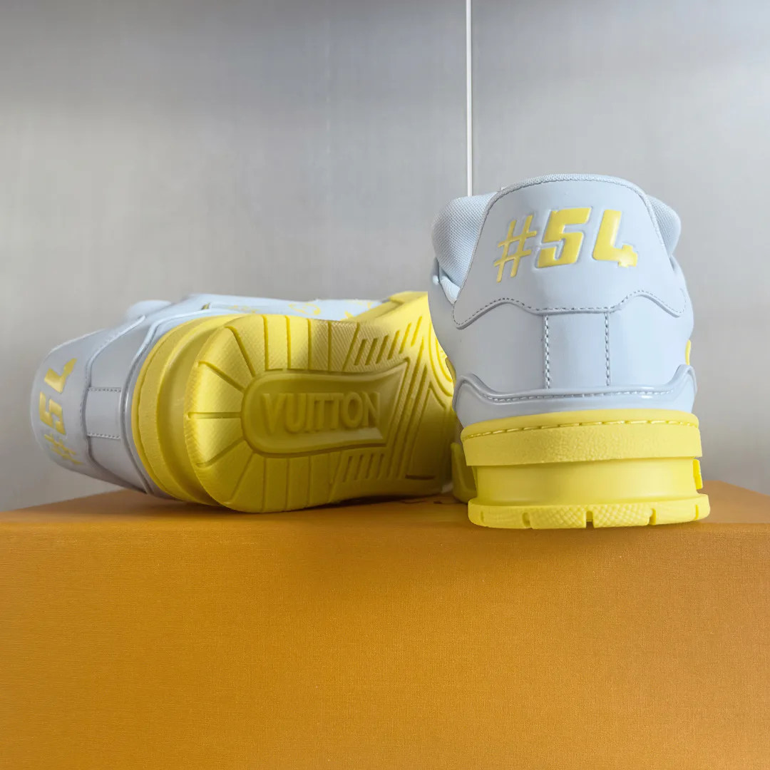 Кроссовки Женские Louis Vuitton 10646328