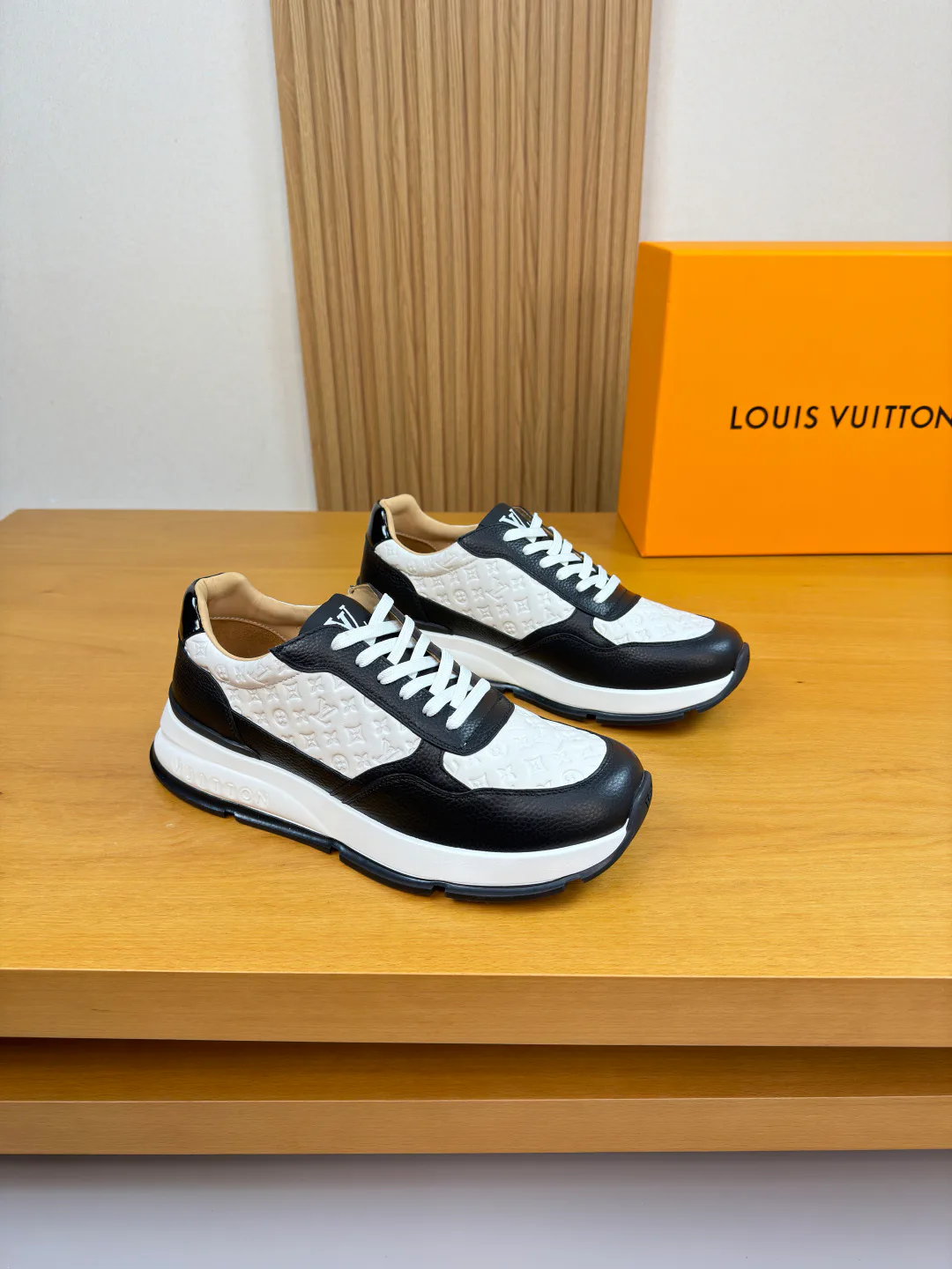 Кроссовки Мужские Louis Vuitton 1862106