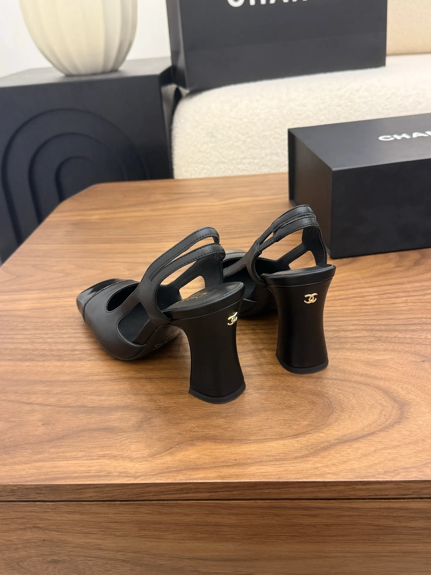 Туфли Женские Chanel 13230707