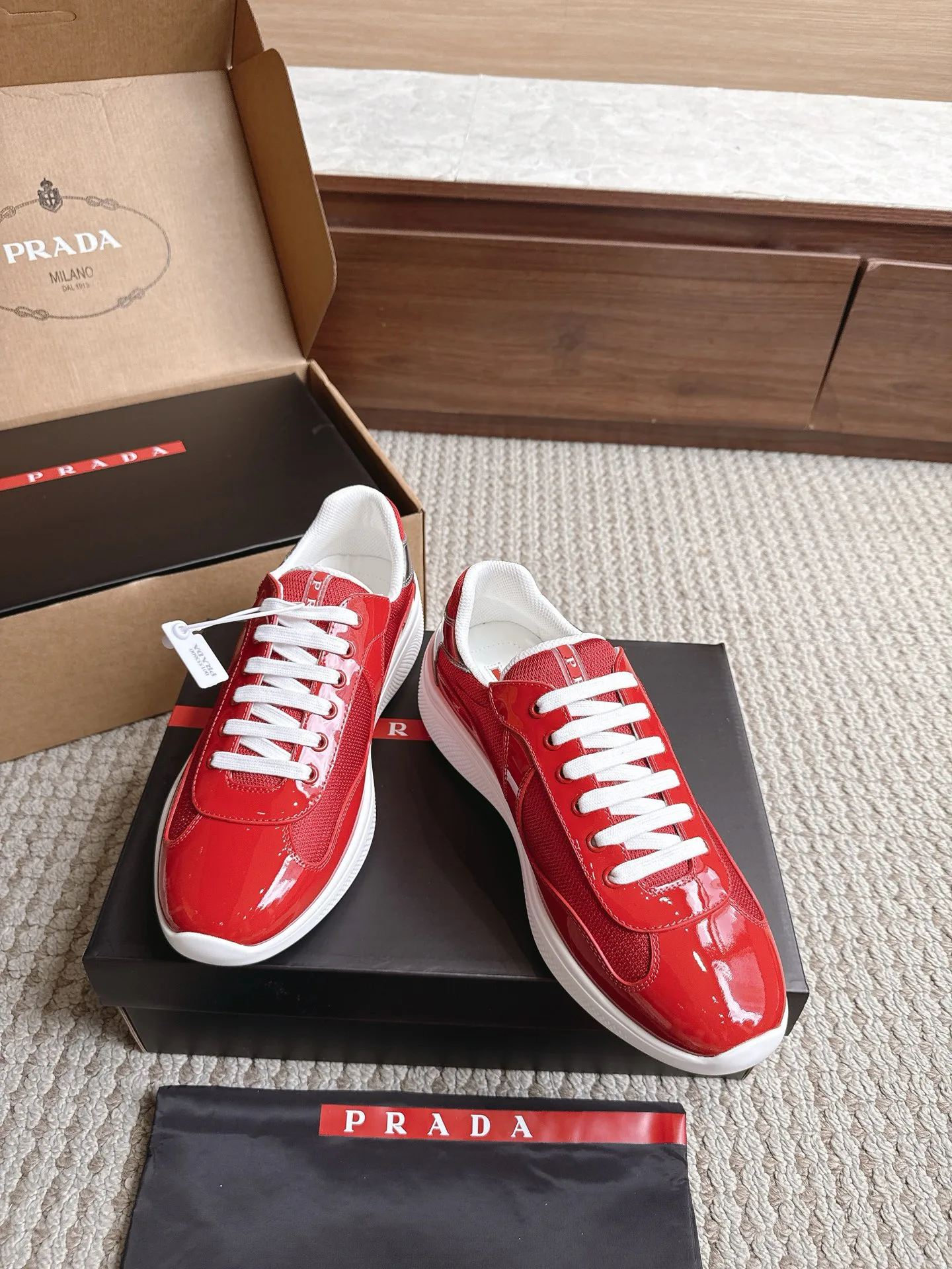 Кроссовки Женские Prada 17470451