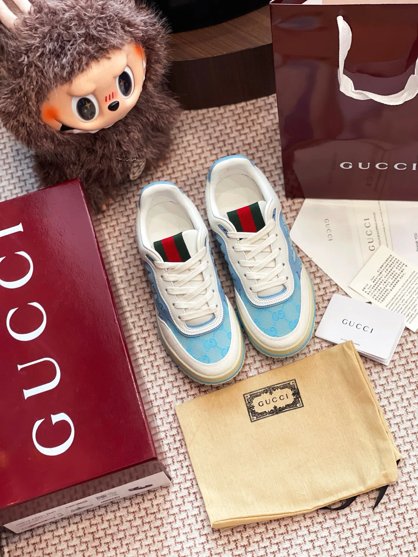 Кроссовки Женские Gucci 10477218