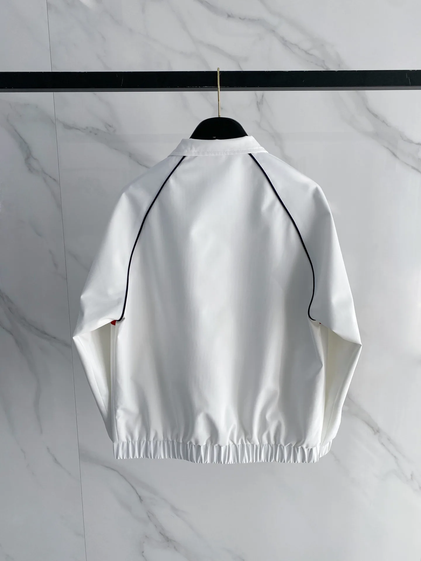 Куртки И Пуховики Мужские Moncler 3055121
