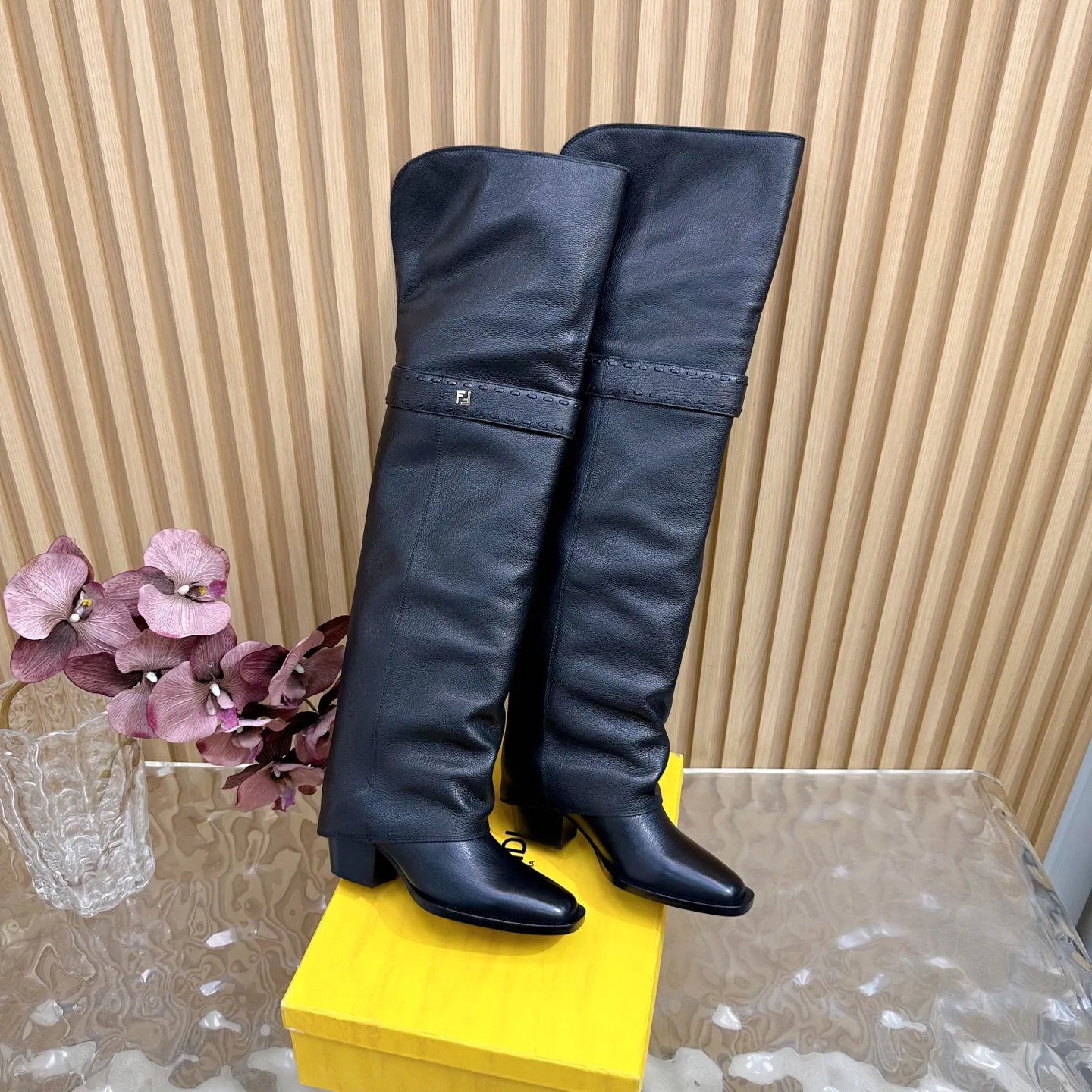 Сапоги Женские Fendi 18235462