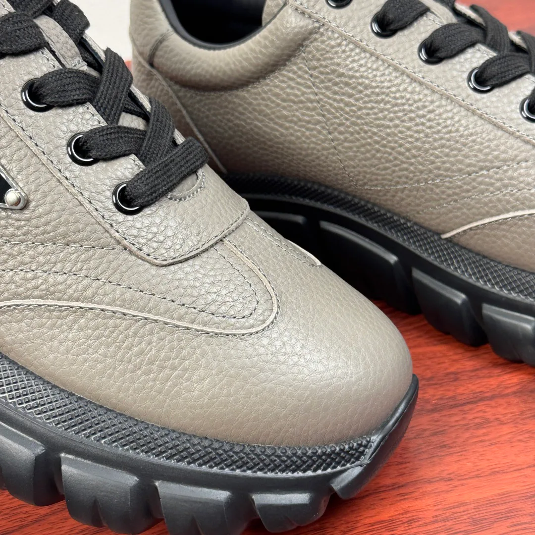 Кроссовки Мужские Prada 4214465