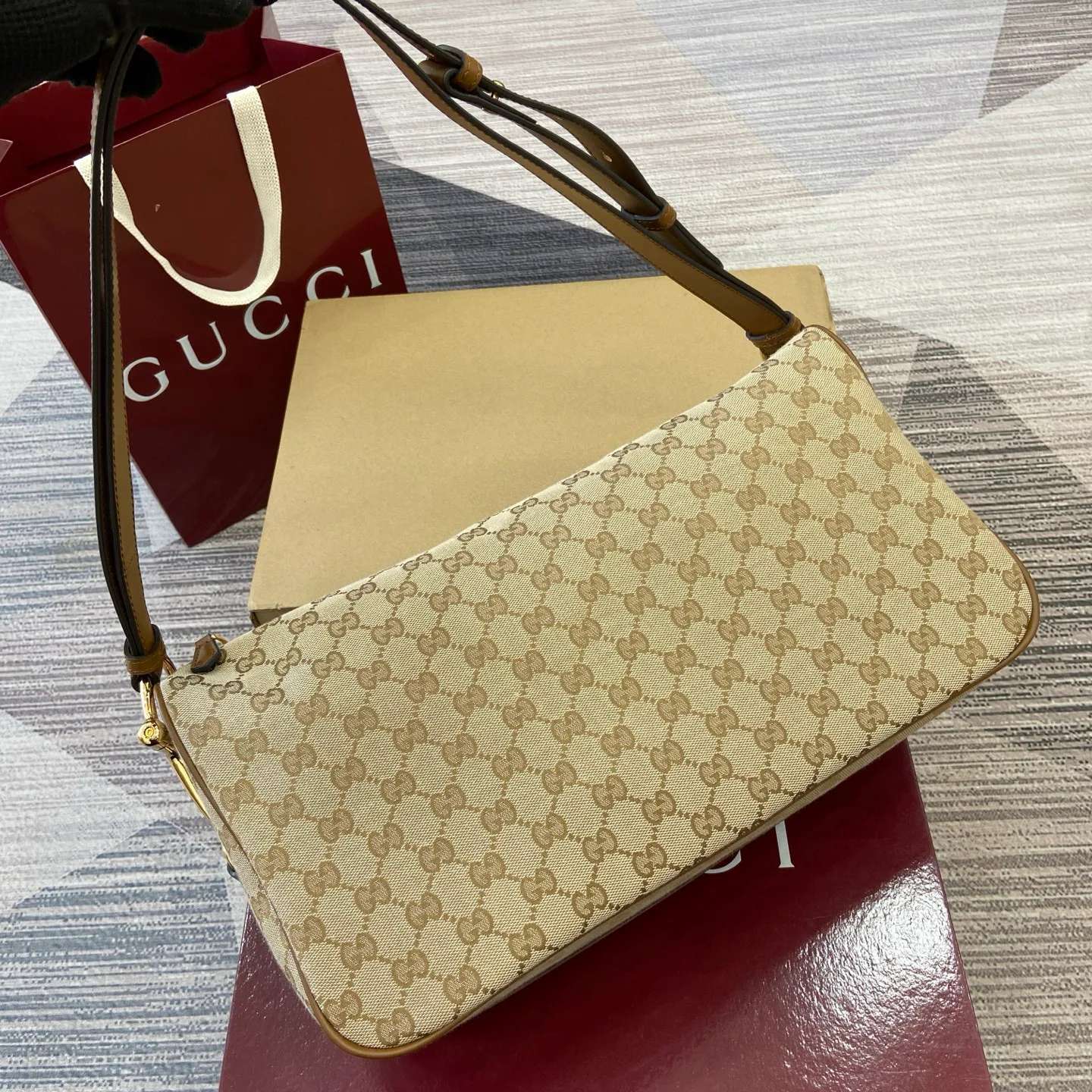 Классические Сумки Женские Gucci 11704000
