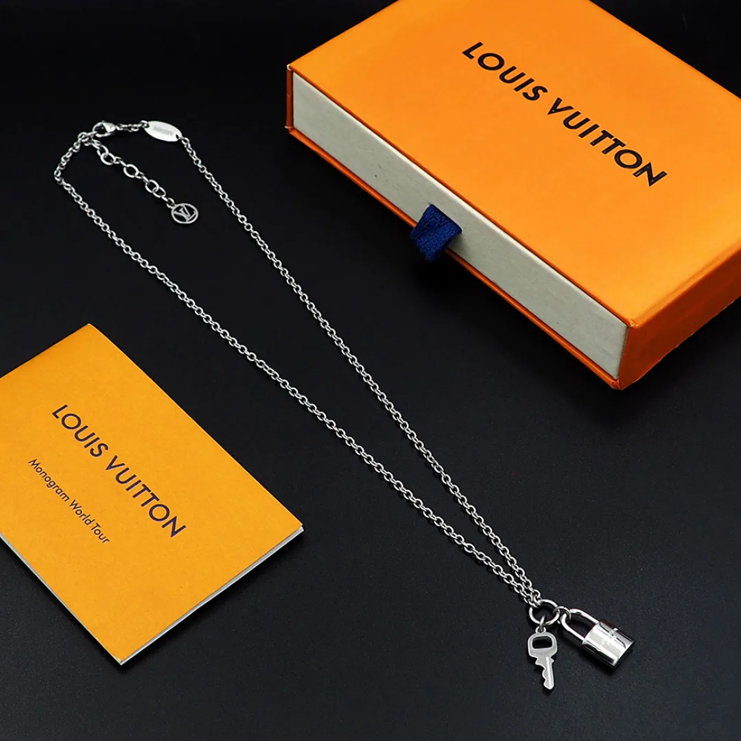 Бижутерия Louis Vuitton 11240566