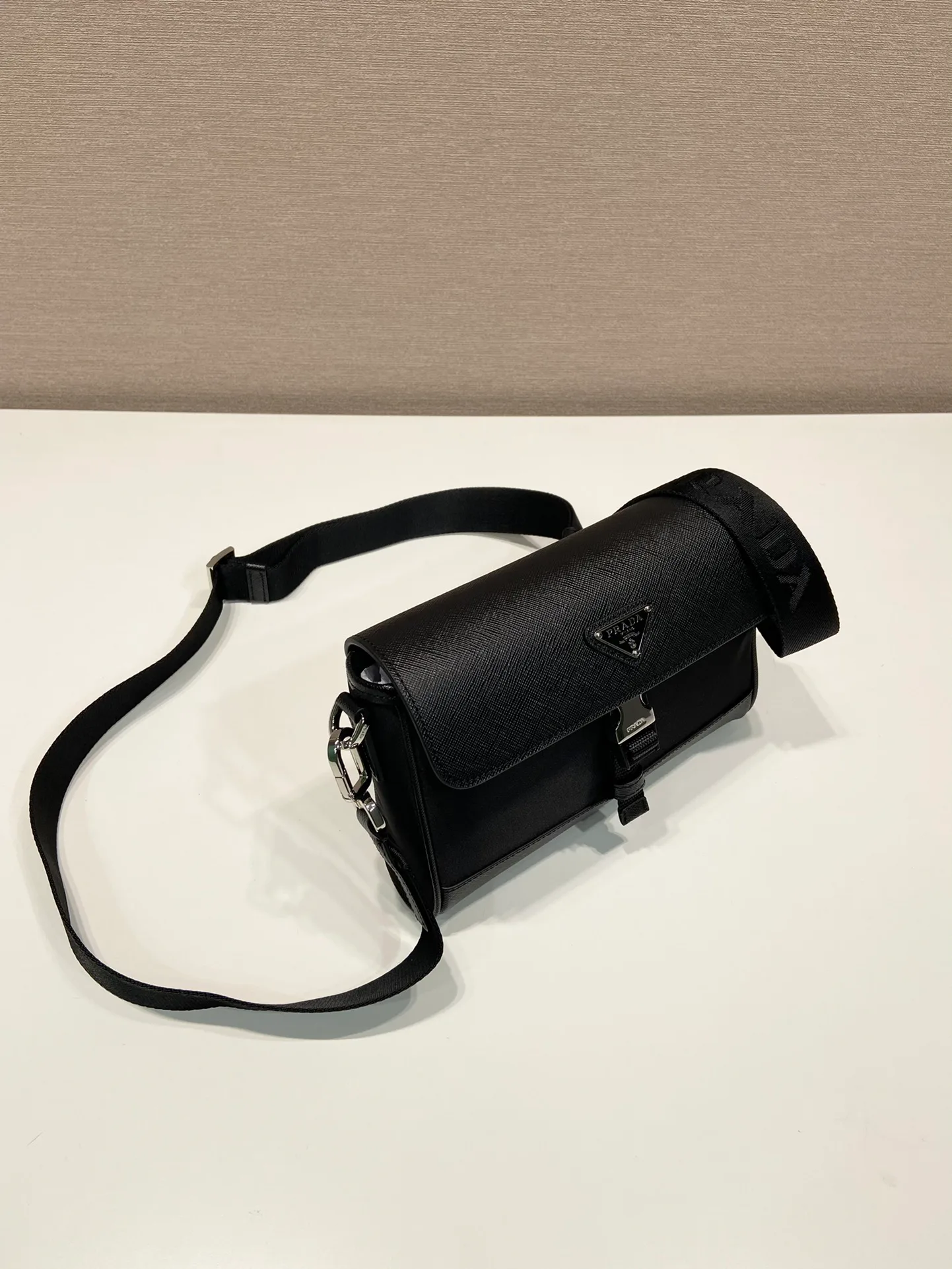 Сумки На Ремне Женские Prada 617126