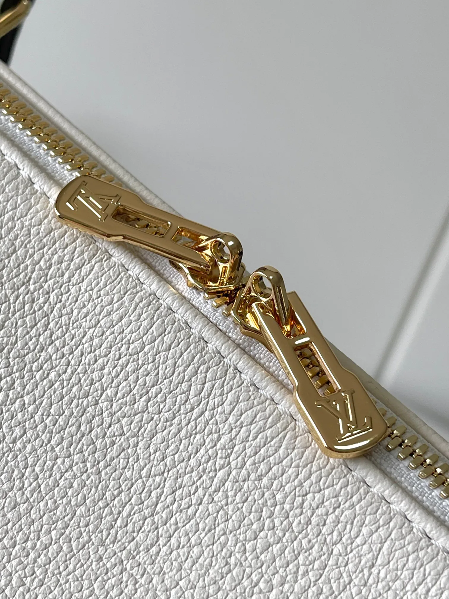 Сумки На Ремне Женские Louis Vuitton 83420