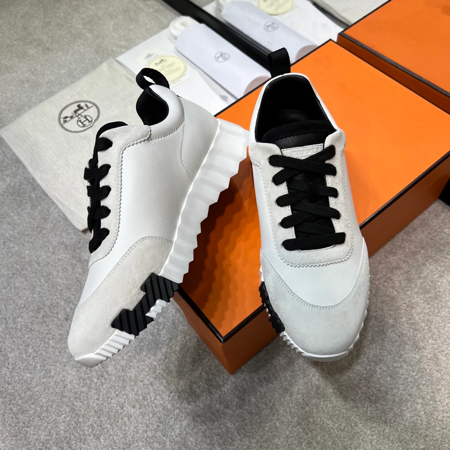 Кроссовки Женские Hermes 4024106