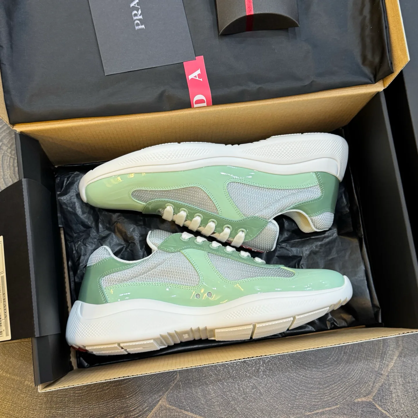 Кроссовки Женские Prada 18267052