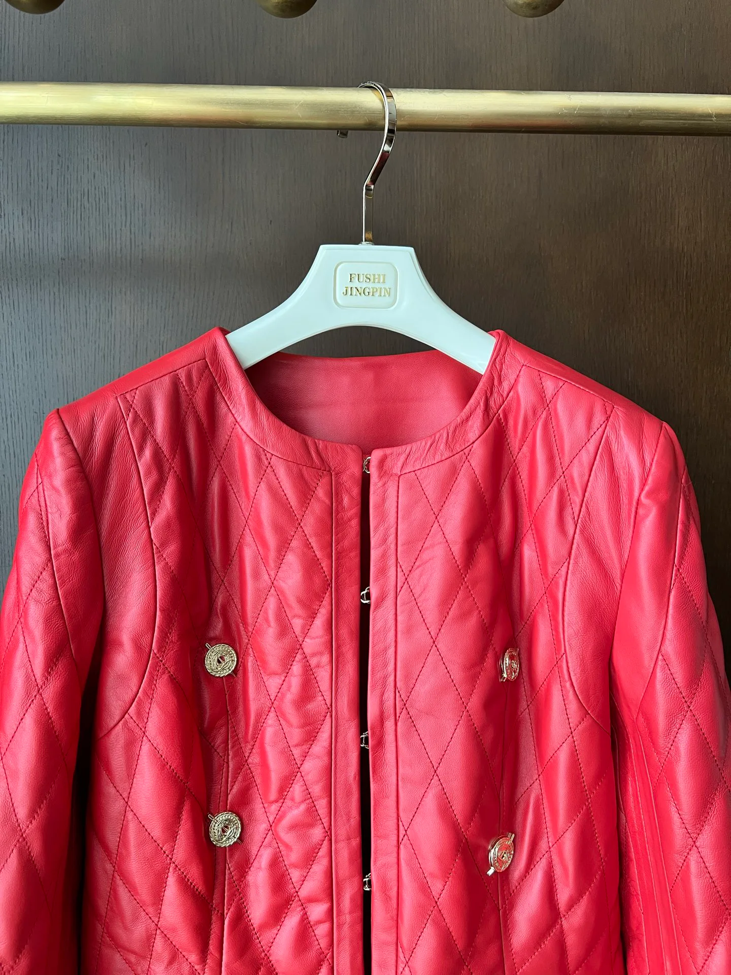 Кожаные Куртки И Дублёнки Женские Celine 9101660