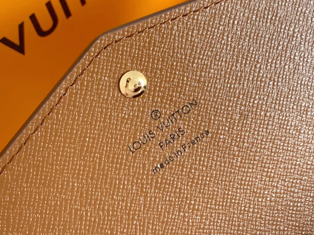 Клатчи Женские Louis Vuitton 17346