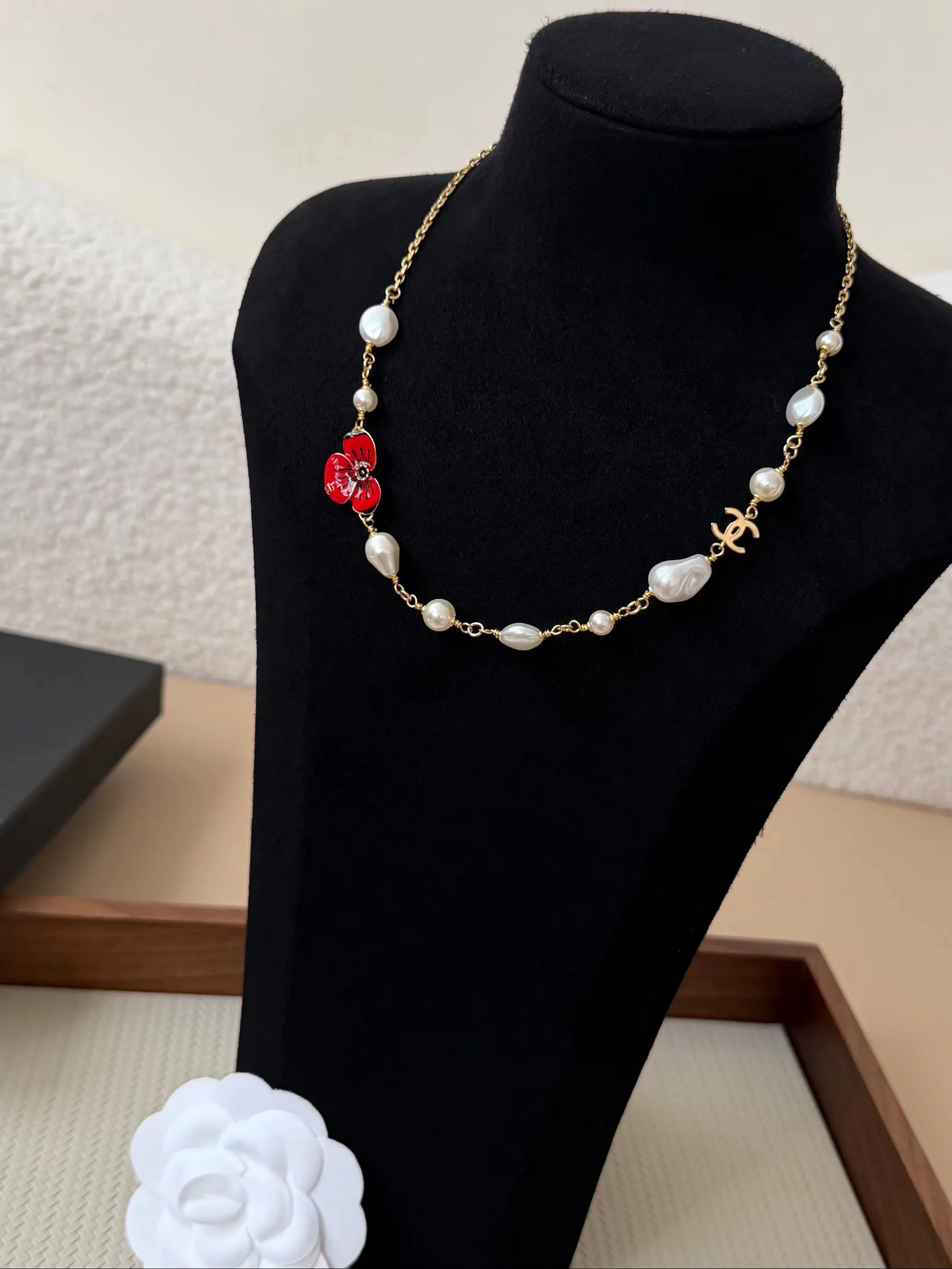 Бижутерия Chanel 18122942