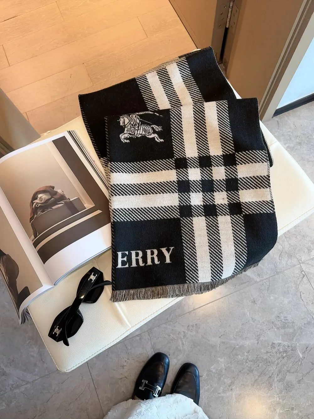 Шарфы Burberry 920450