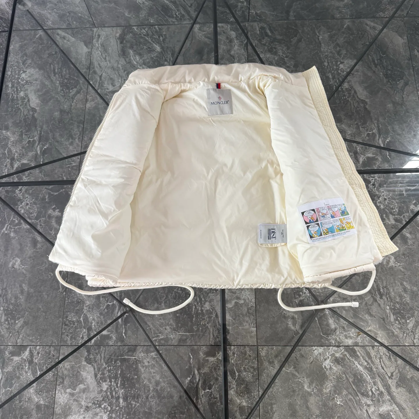 Жилеты Женские Moncler 18615074