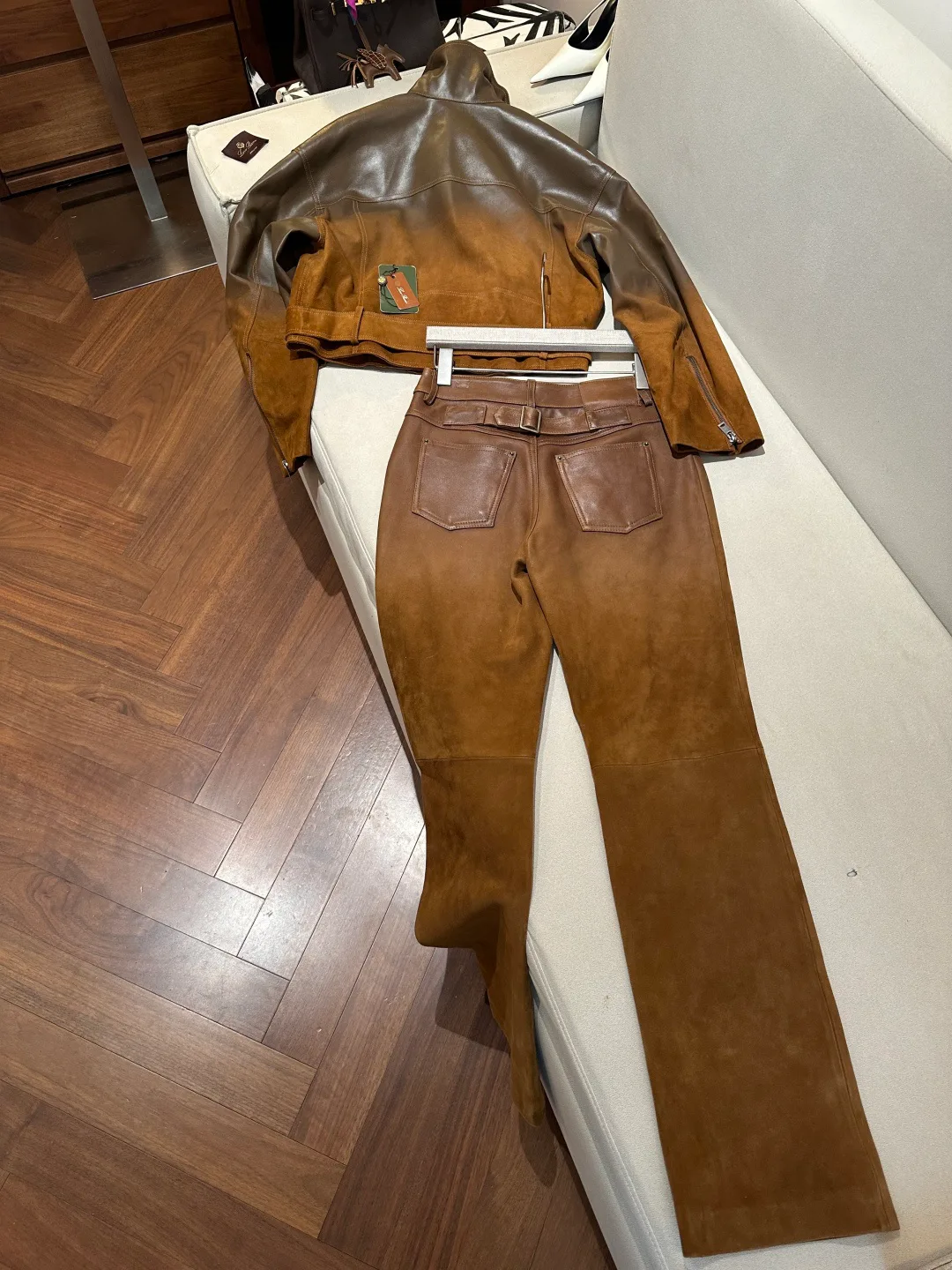Кожаные Куртки И Дублёнки Женские Loro Piana 18516850