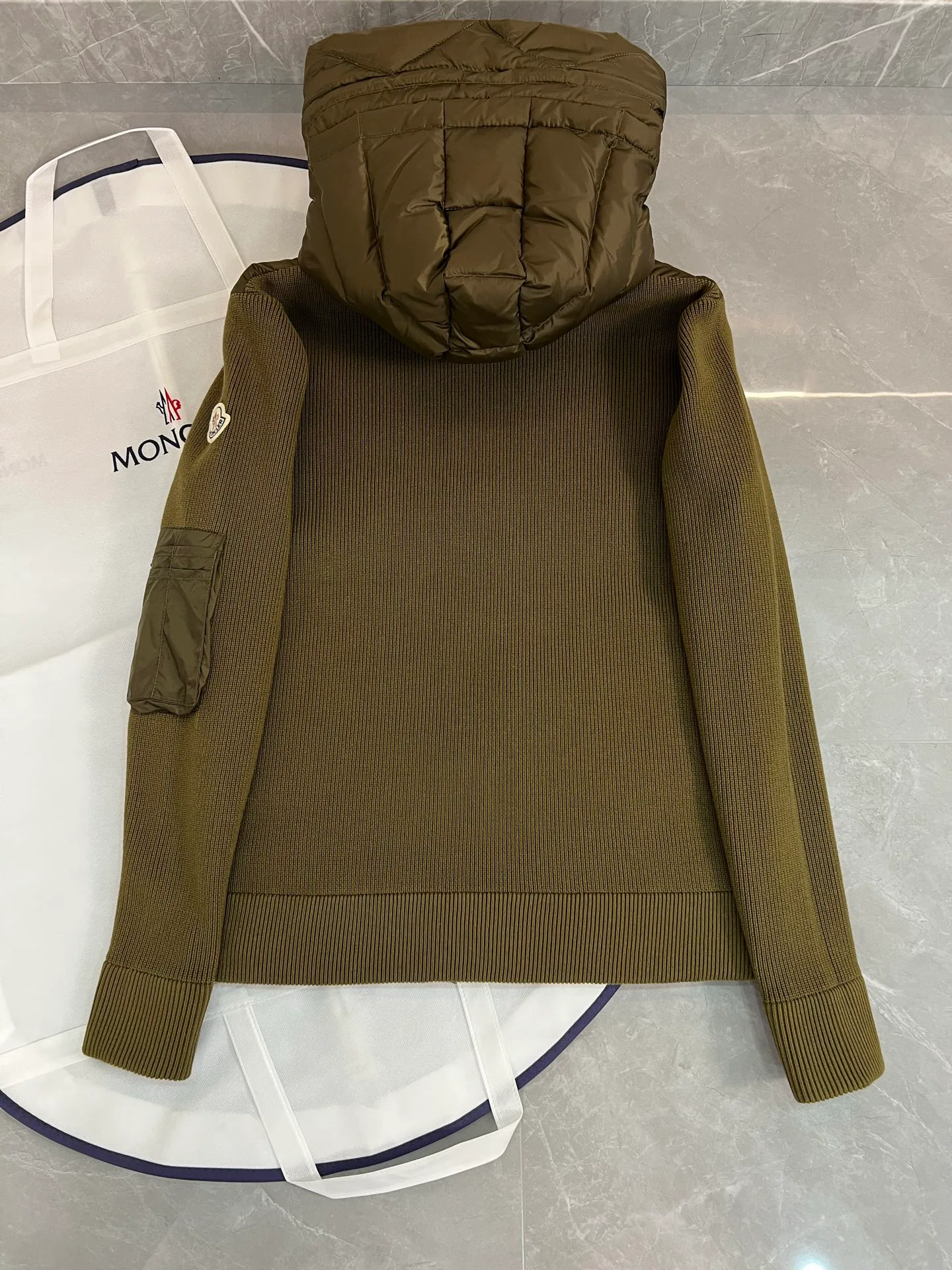 Куртки И Пуховики Мужские Moncler 470152