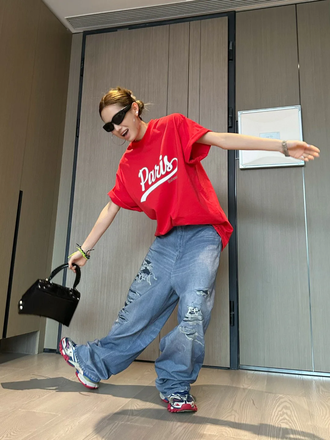 Футболки Женские Balenciaga 3603