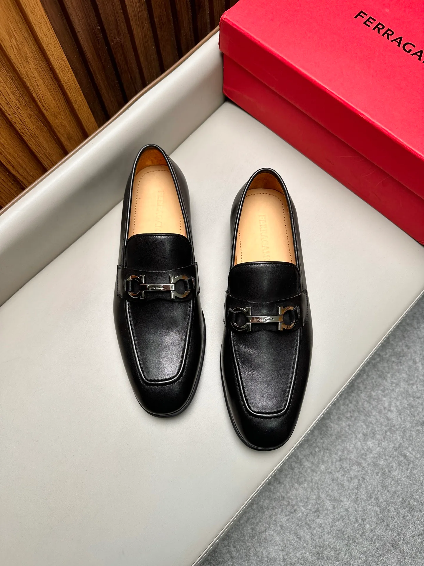 Лоферы И Туфли Мужские Salvatore Ferragamo 17501276