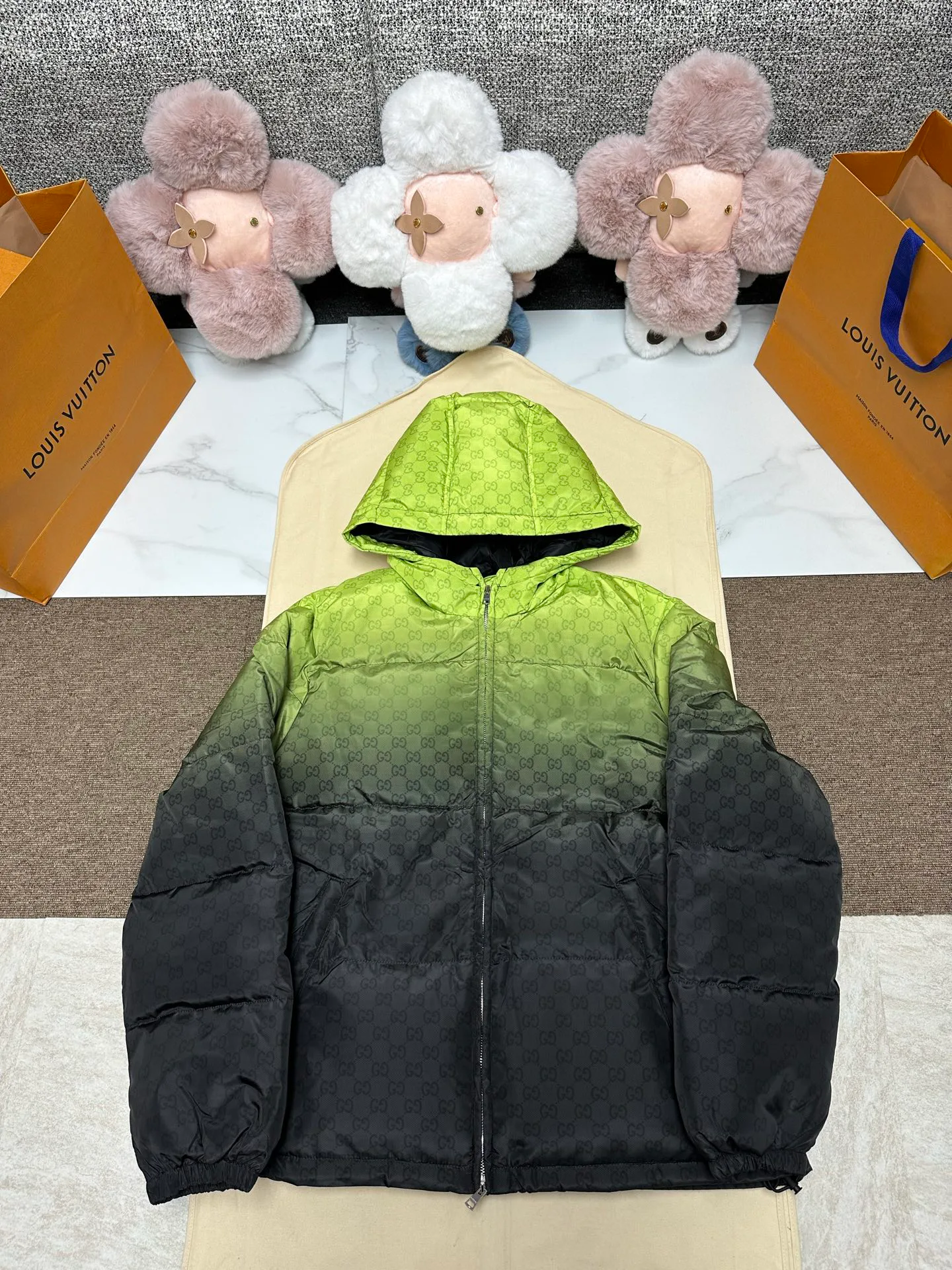 Куртки И Пуховики Женские Gucci 412859