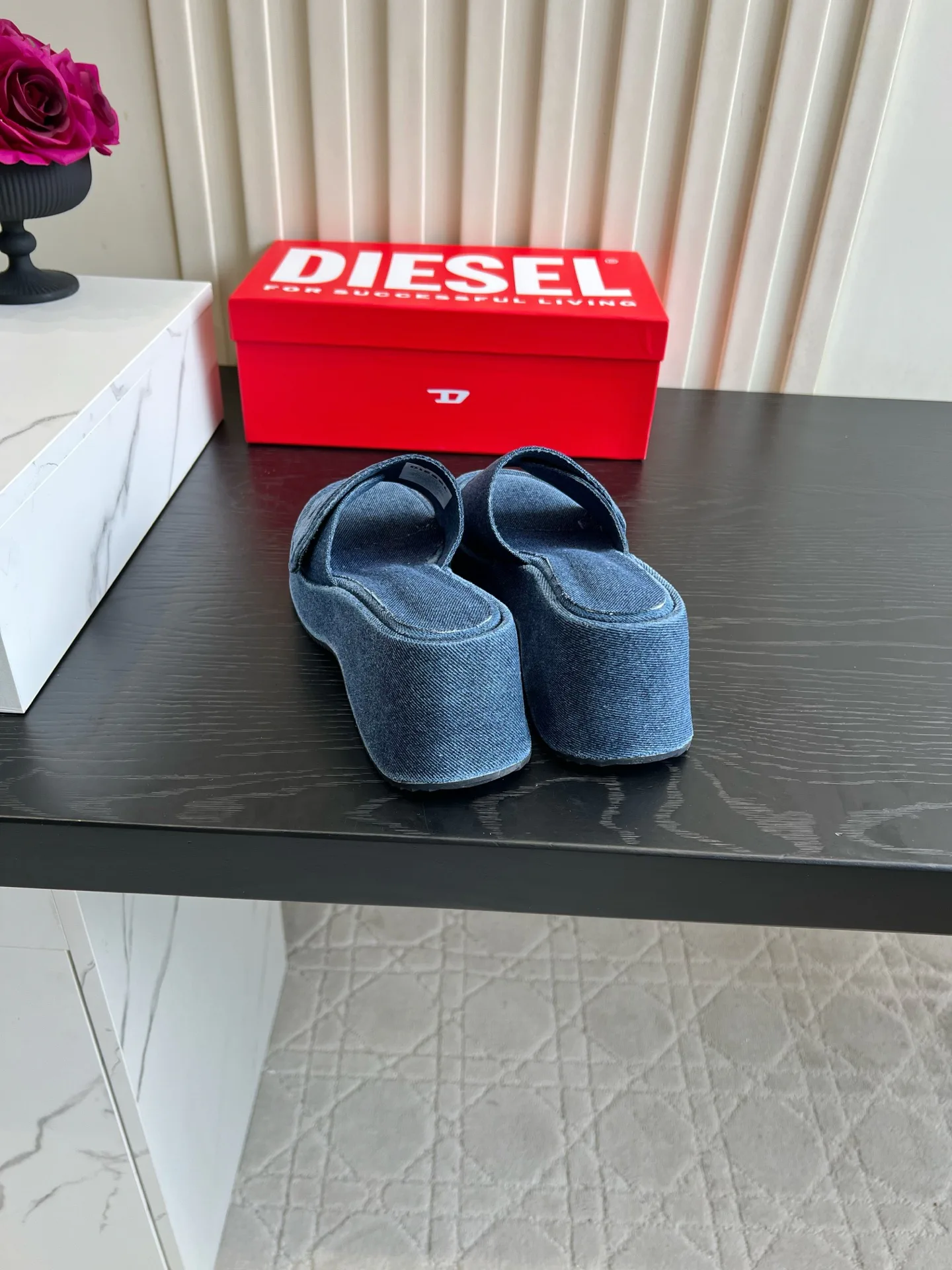 Шлепанцы Женские Diesel 17449453