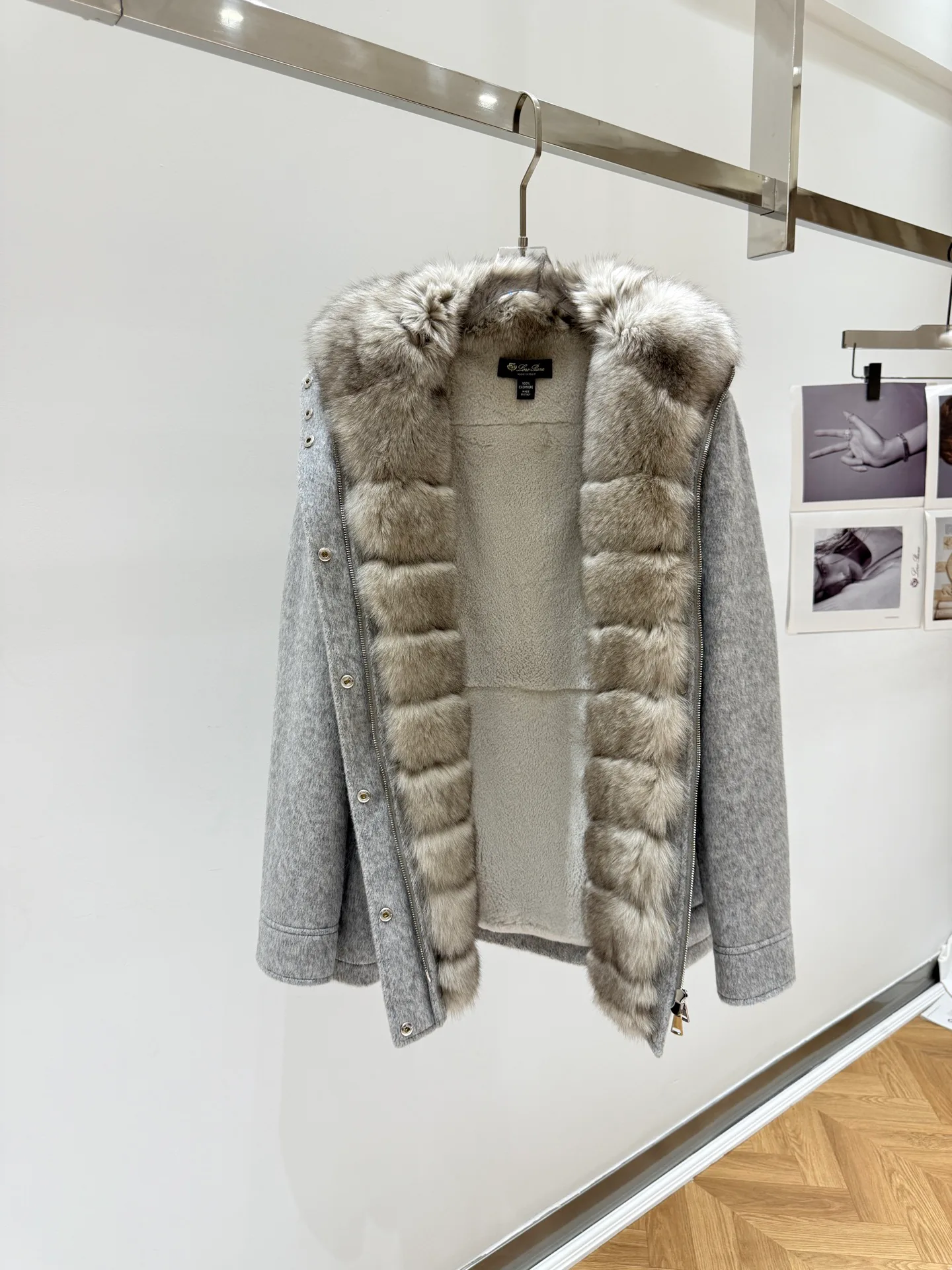 Куртки И Пуховики Женские Loro Piana 18699814