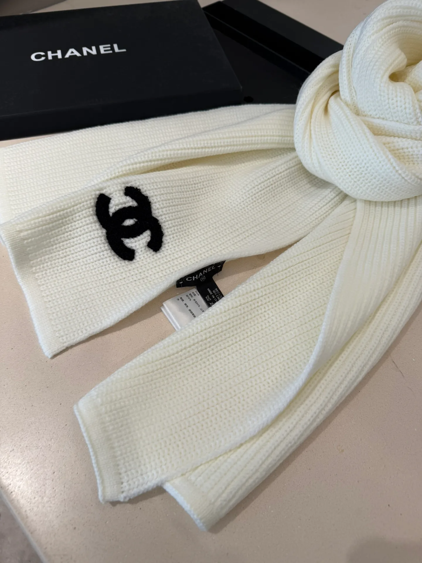 Шарфы Chanel 8857