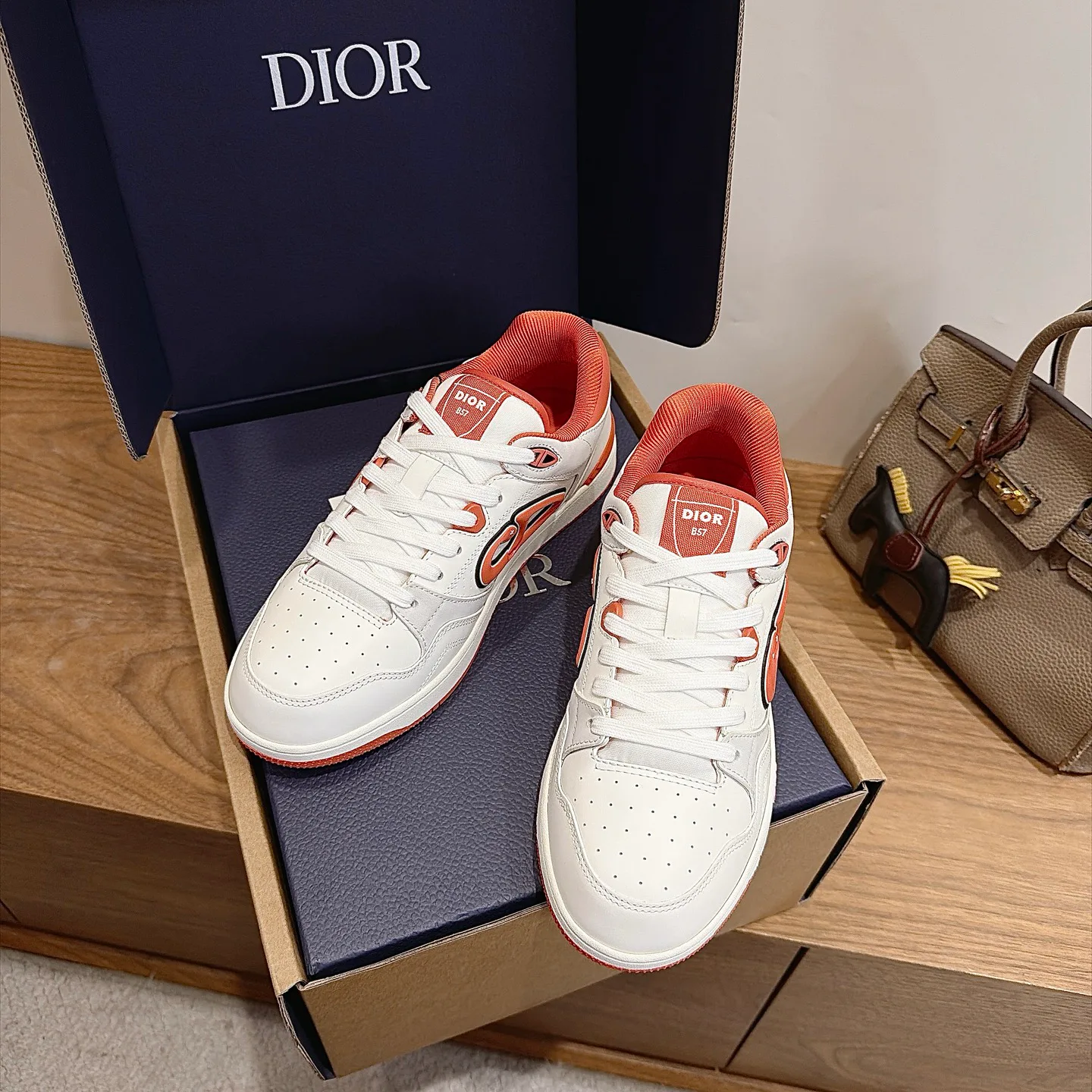 Кроссовки Женские Christian Dior 18083823