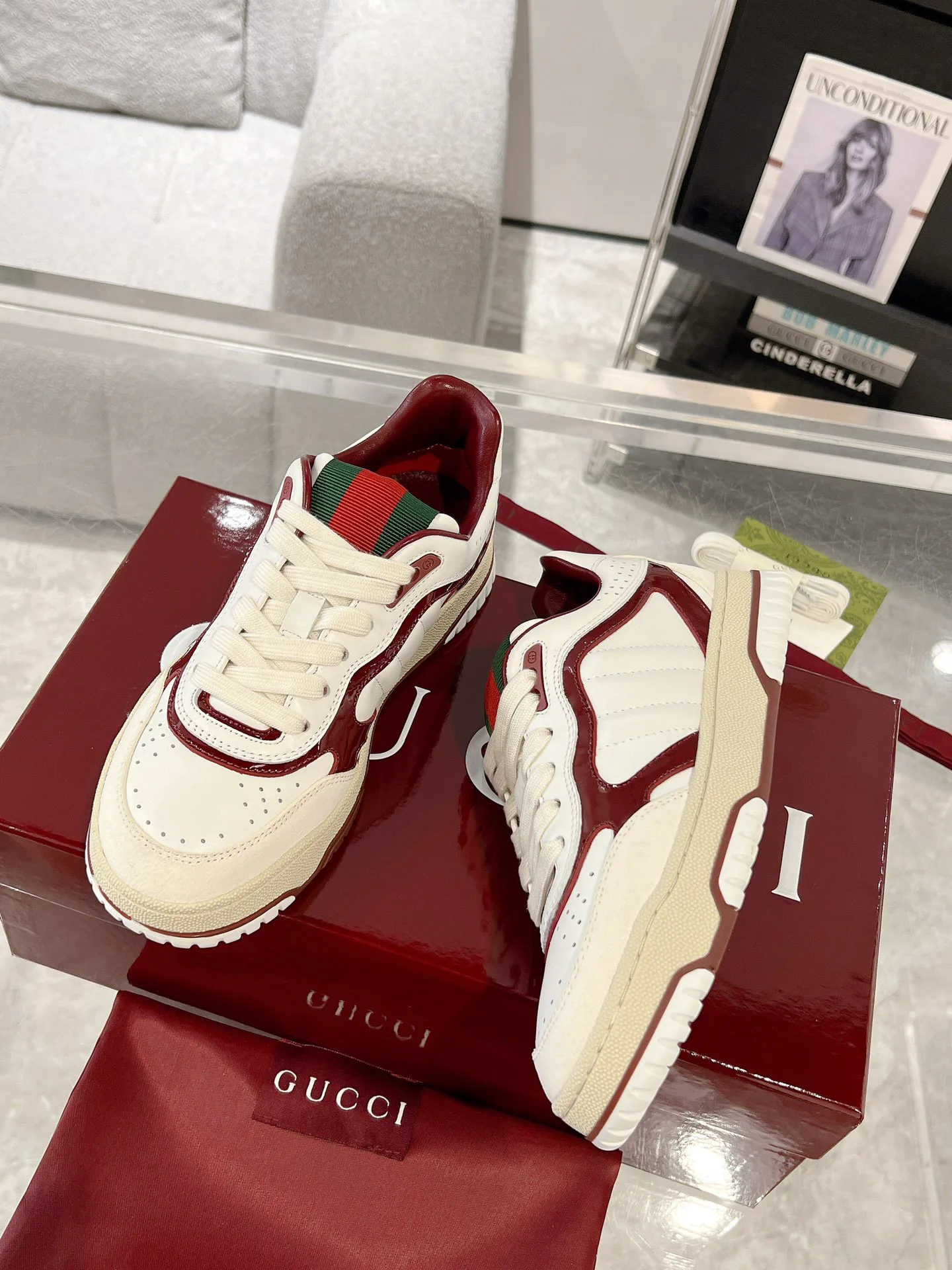 Кроссовки Женские Gucci 458079