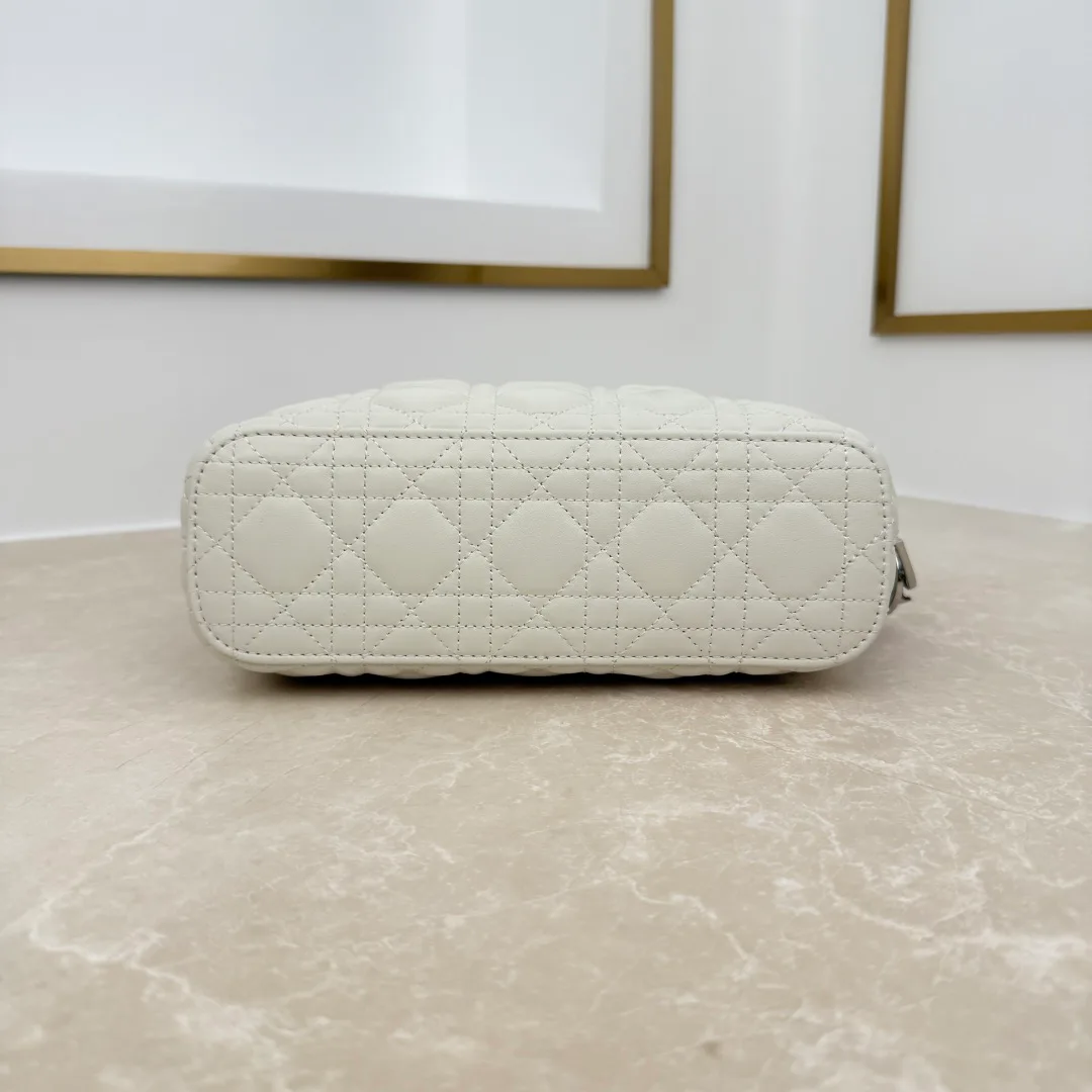 Классические Сумки Женские Christian Dior 18116293